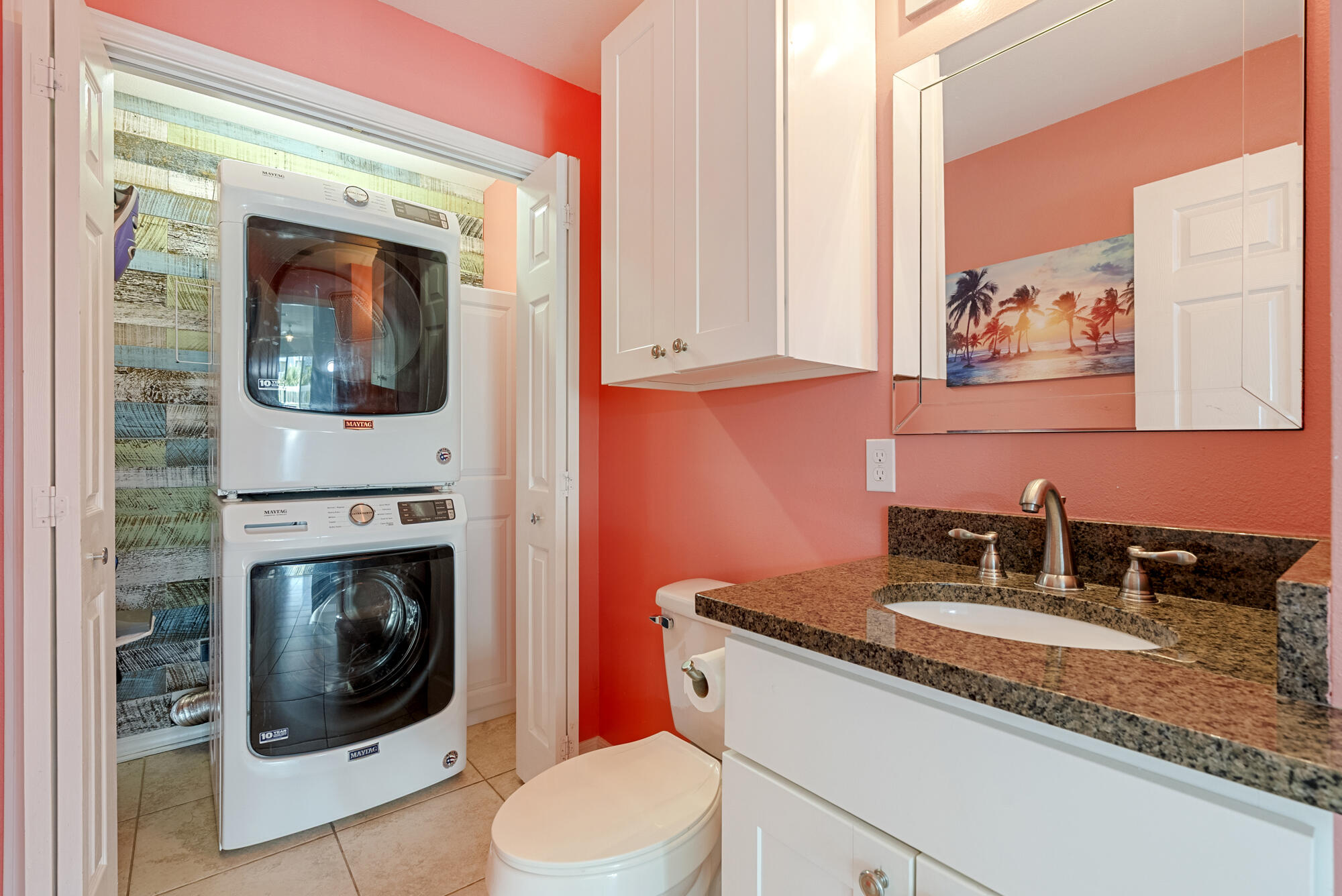 PARADISE POINT T/H - Residential