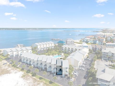 Photo of 1440 Paradise Point Drive #UNIT 21, Navarre, FL 32566 (MLS # 986593)