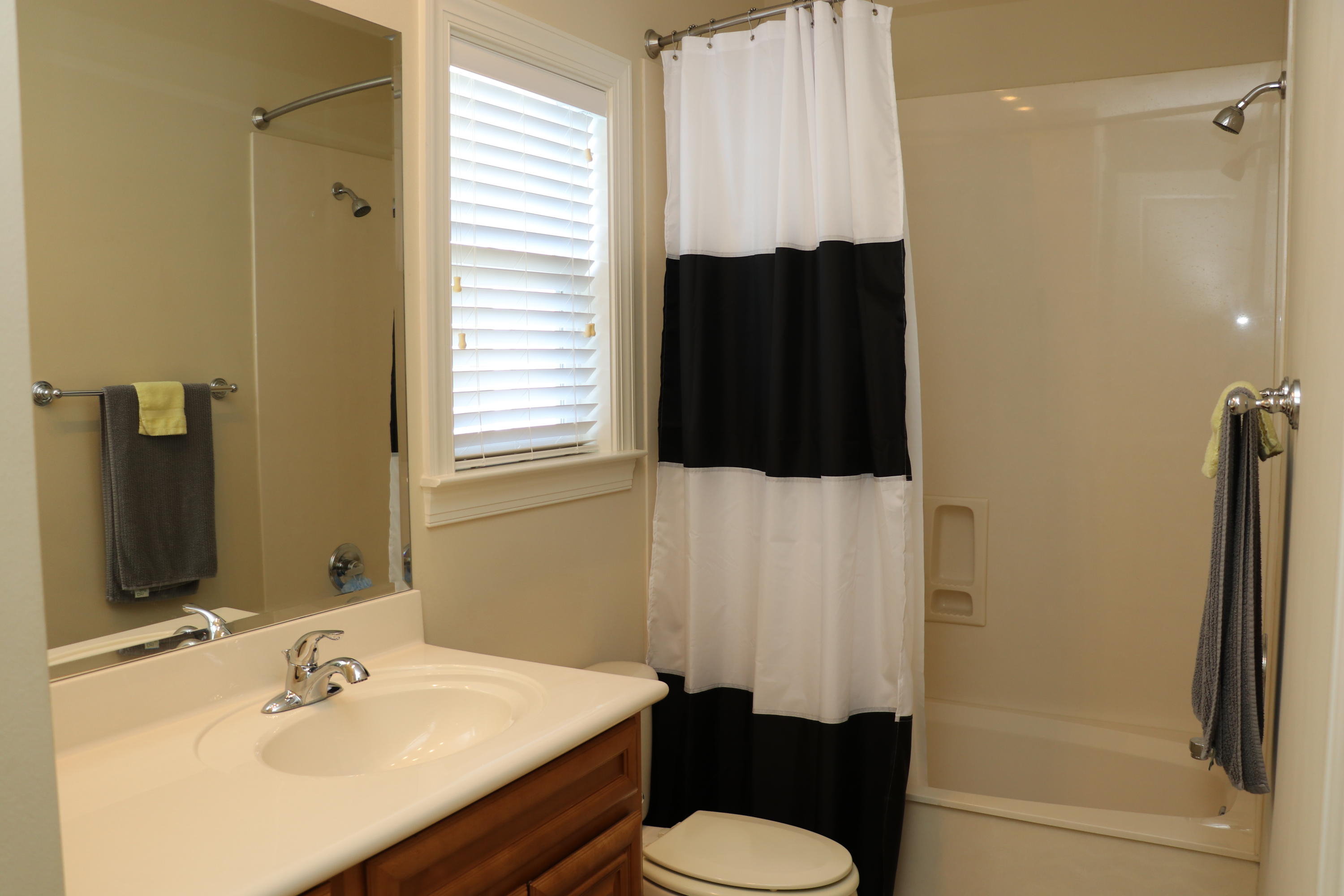 MARINA LANDING - Residential