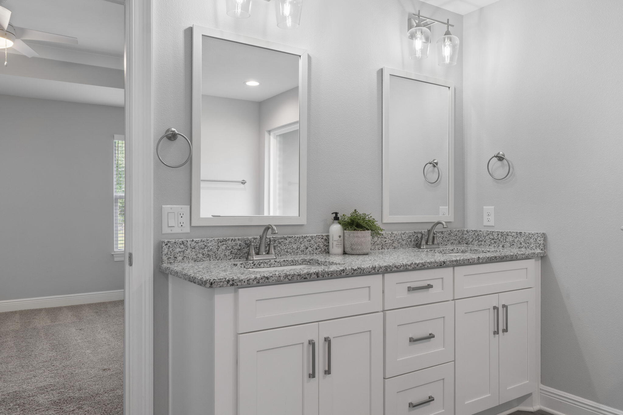 HOLLEY BY THE SEA - Residential