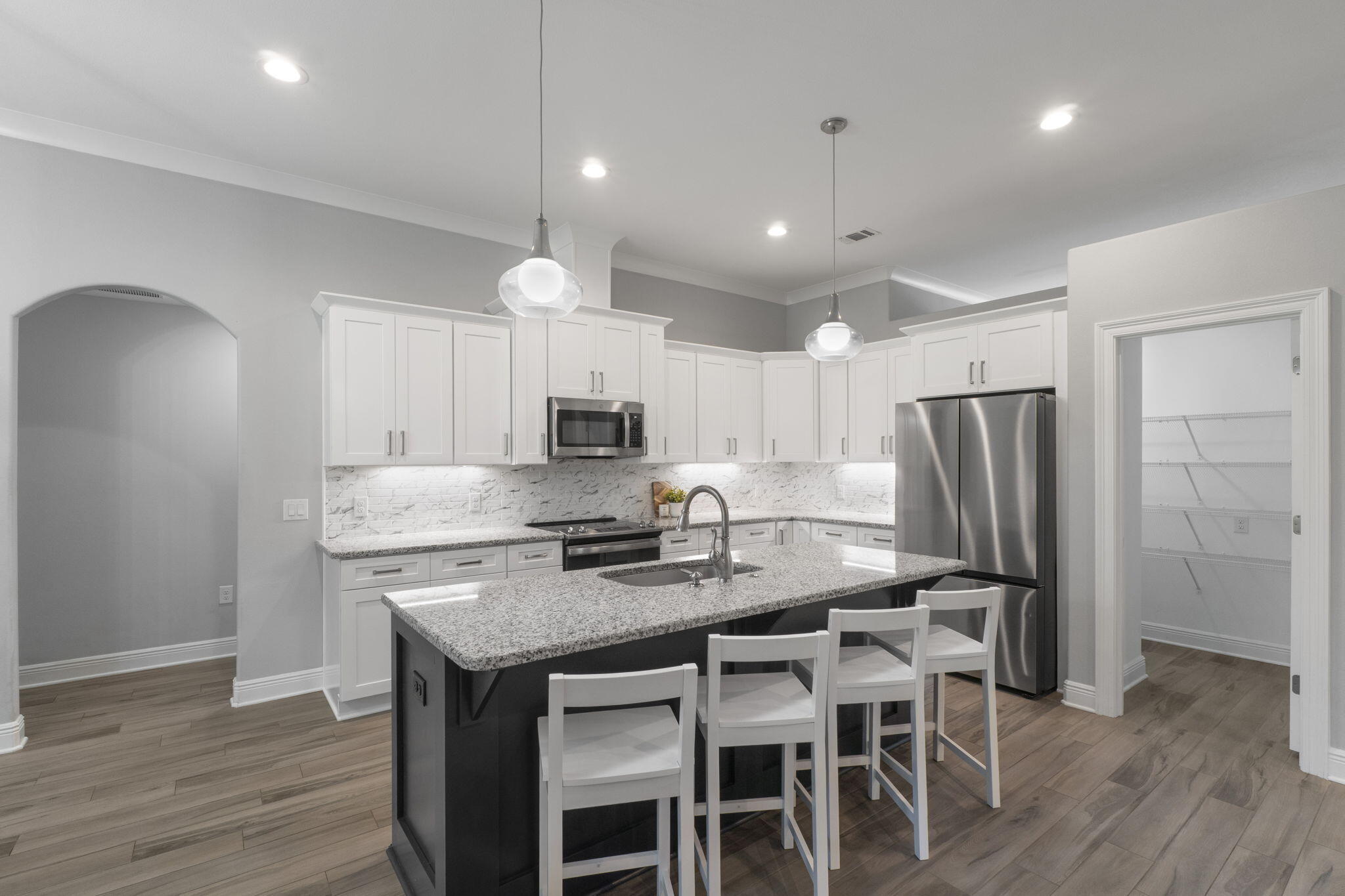 HOLLEY BY THE SEA - Residential