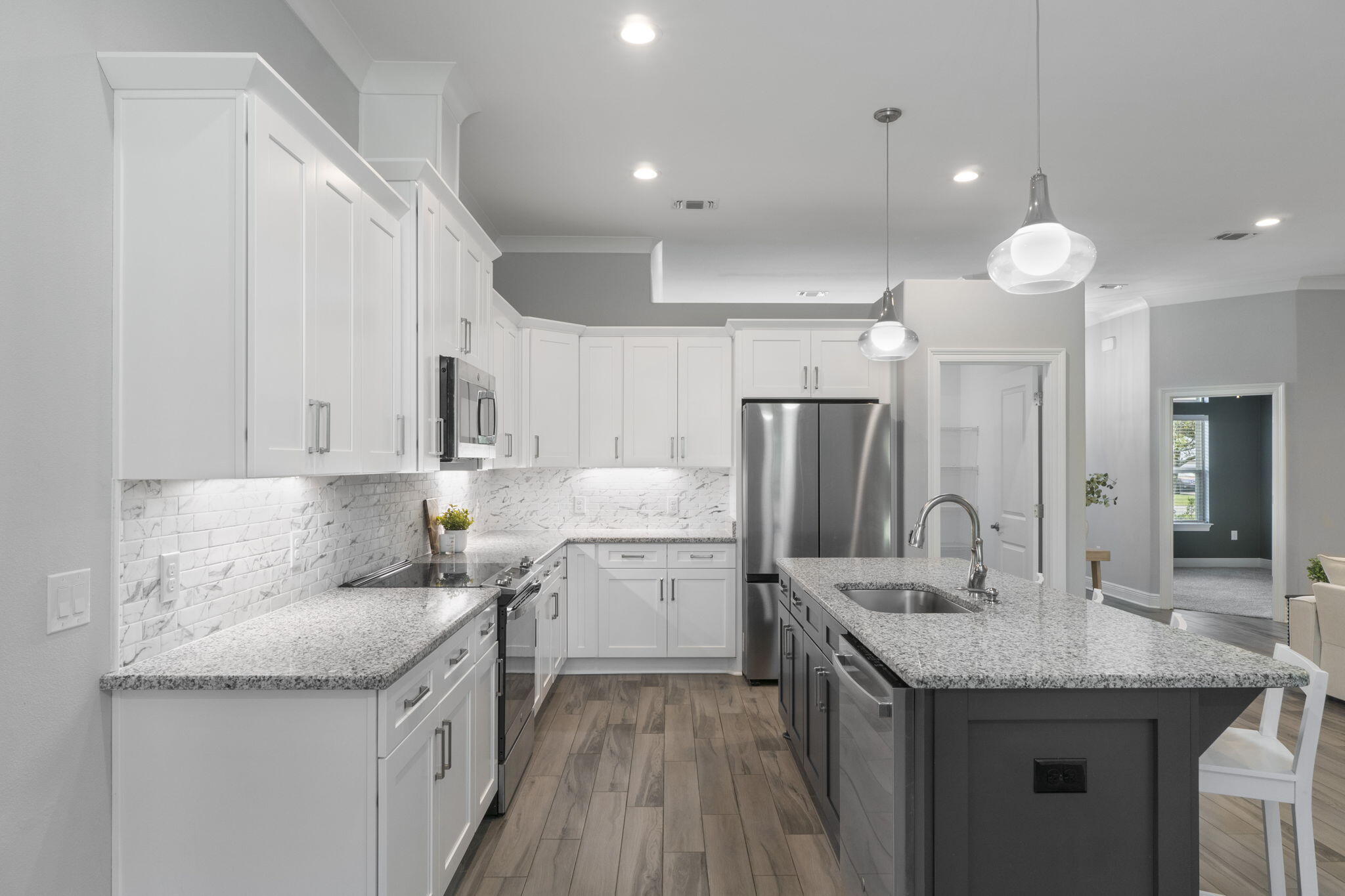 HOLLEY BY THE SEA - Residential