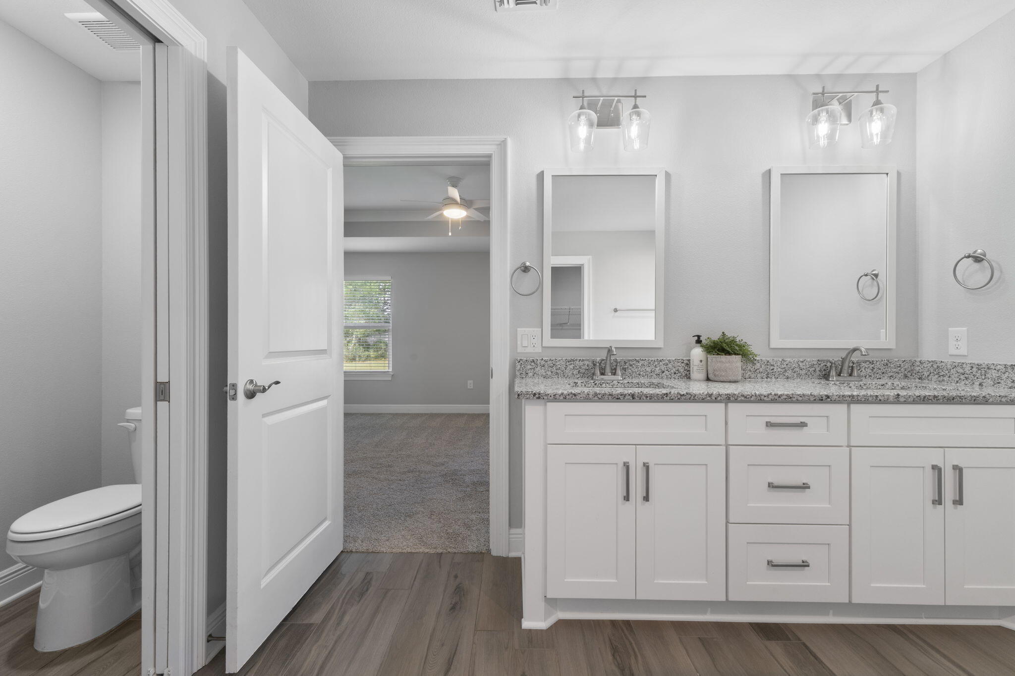 HOLLEY BY THE SEA - Residential