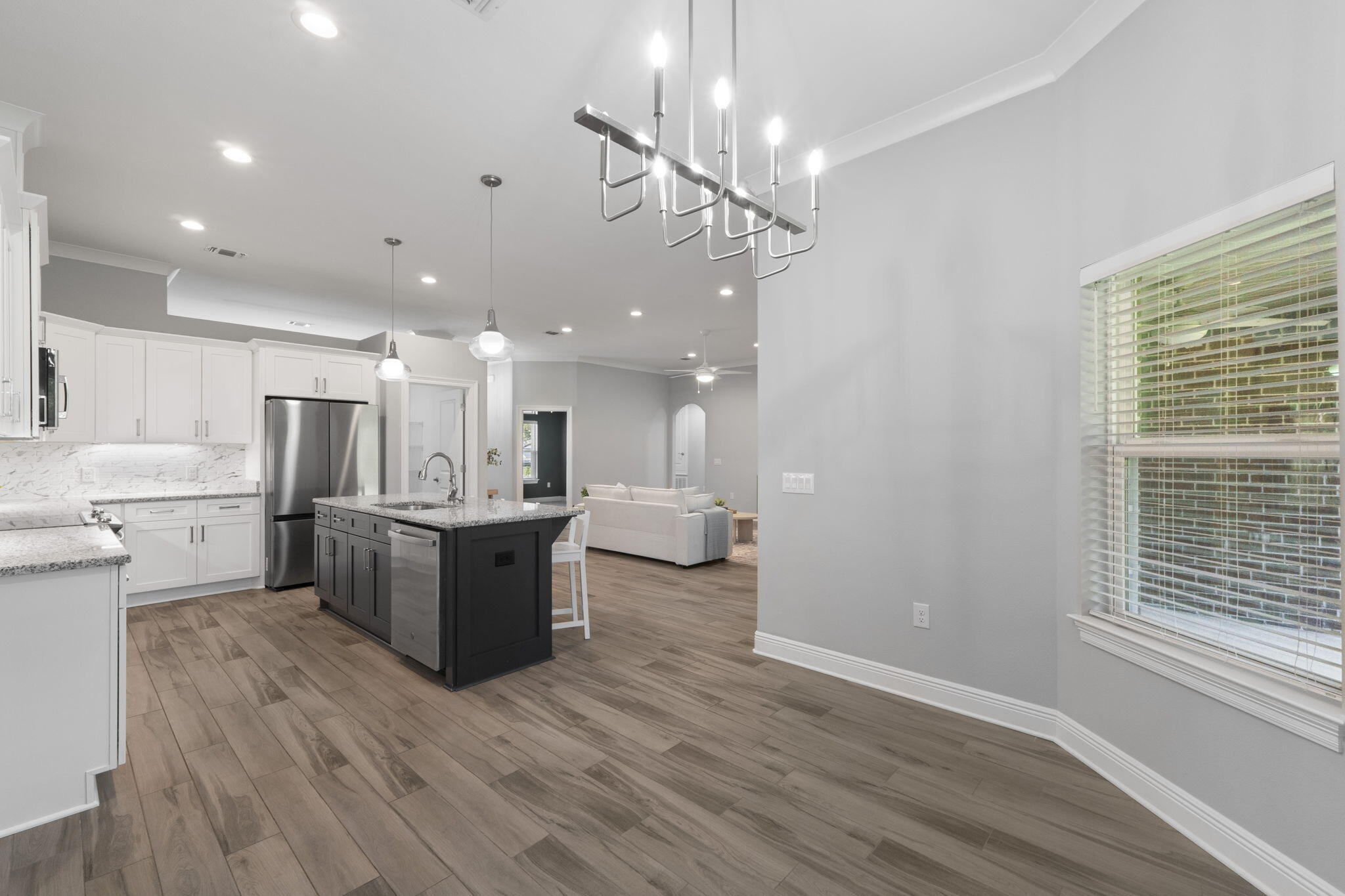 HOLLEY BY THE SEA - Residential