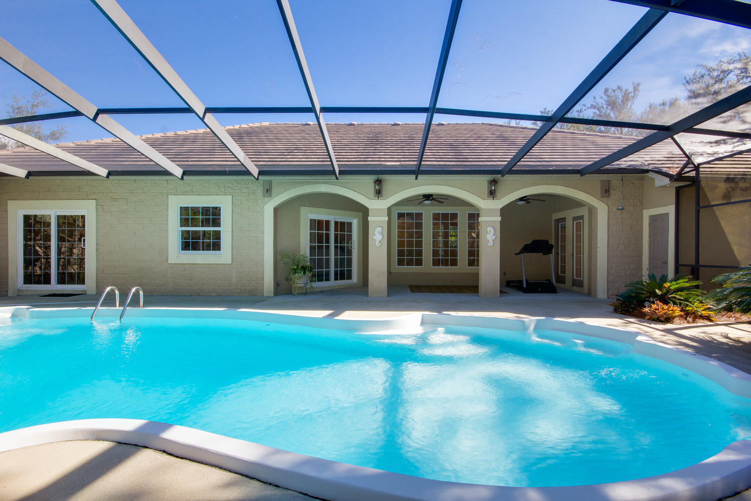 BOTANY BAYOU - Residential