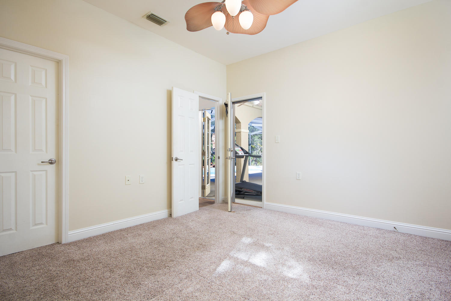 BOTANY BAYOU - Residential