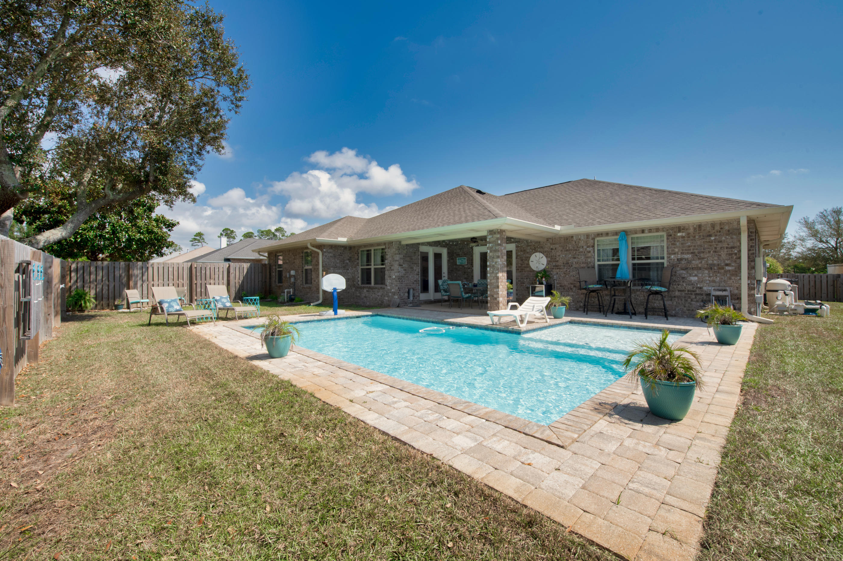 VILLA VIZCAYA - Residential