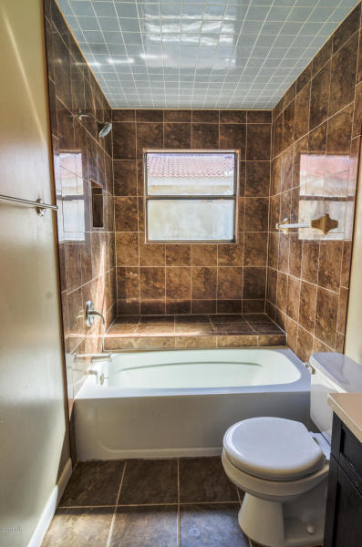 SOUTHFIELD - Residential