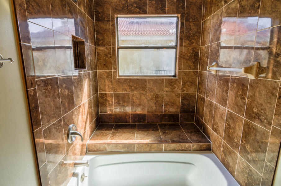 SOUTHFIELD - Residential