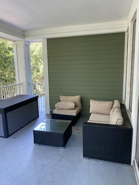 PILOT HOUSE - Residential