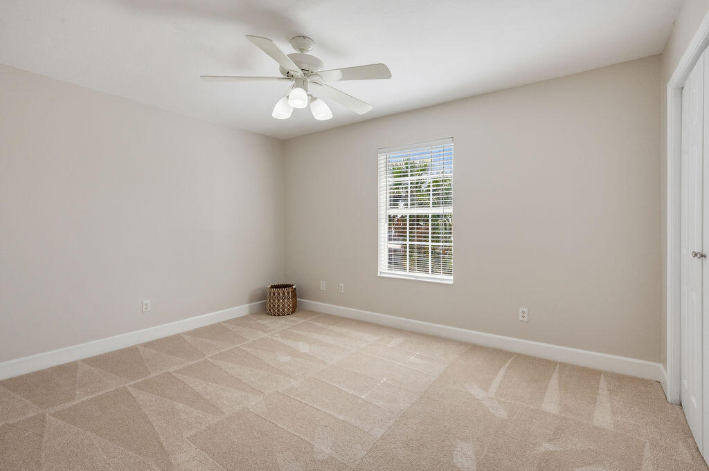 LIGHTHOUSE POINTE - Residential