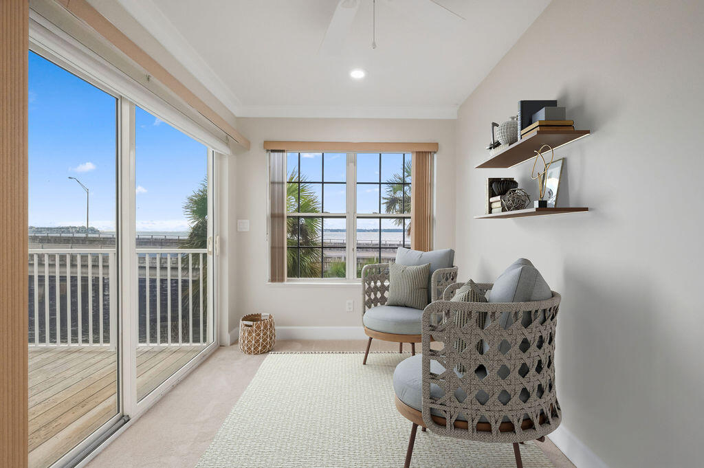 LIGHTHOUSE POINTE - Residential