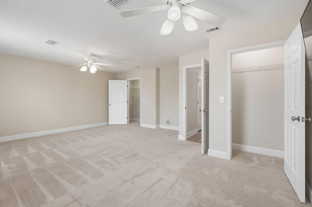 LIGHTHOUSE POINTE - Residential