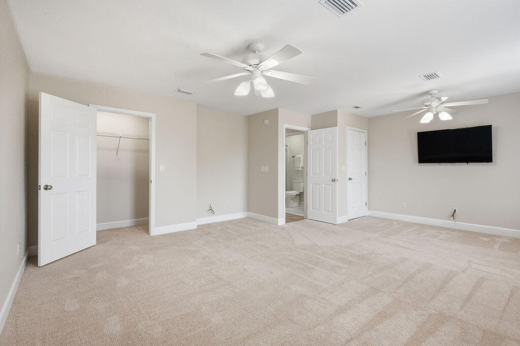 LIGHTHOUSE POINTE - Residential