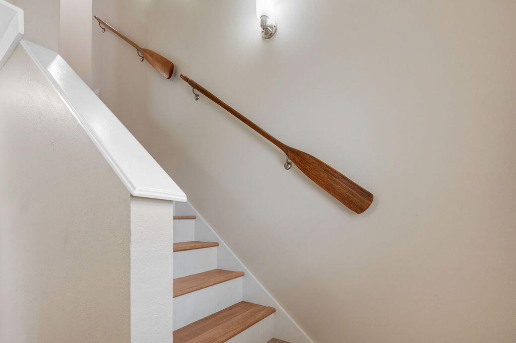 LIGHTHOUSE POINTE - Residential