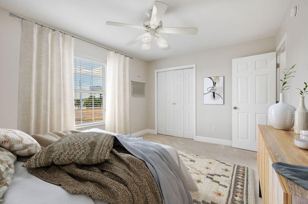 LIGHTHOUSE POINTE - Residential