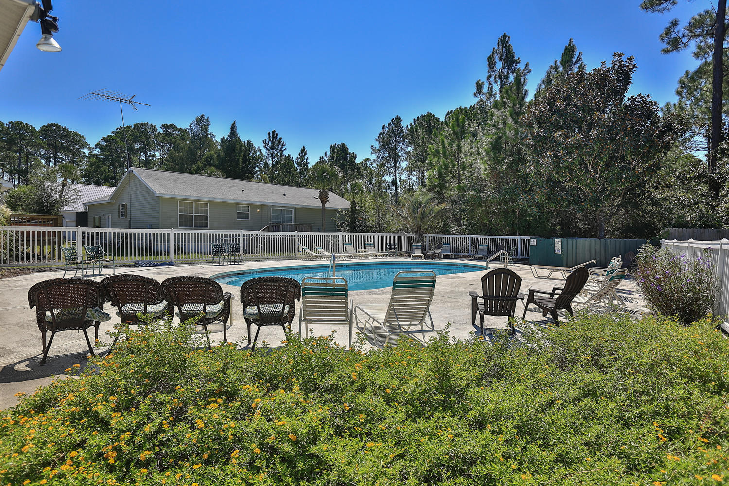 PALMETTO PLANTATION - Residential