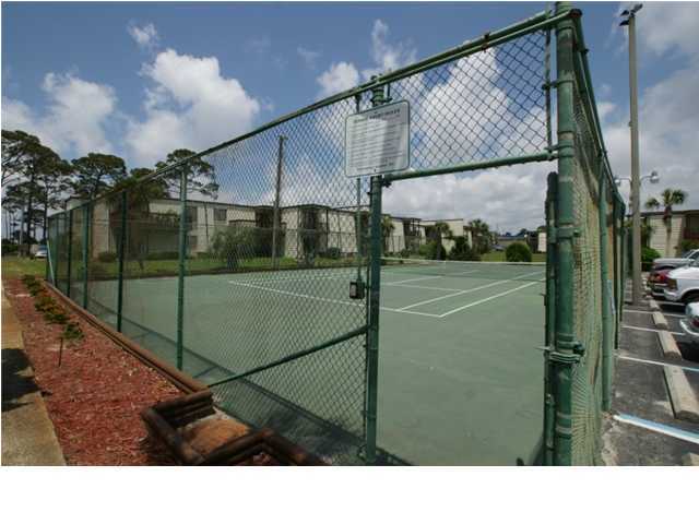 FOUNTAINHEAD CONDO - Residential Lease