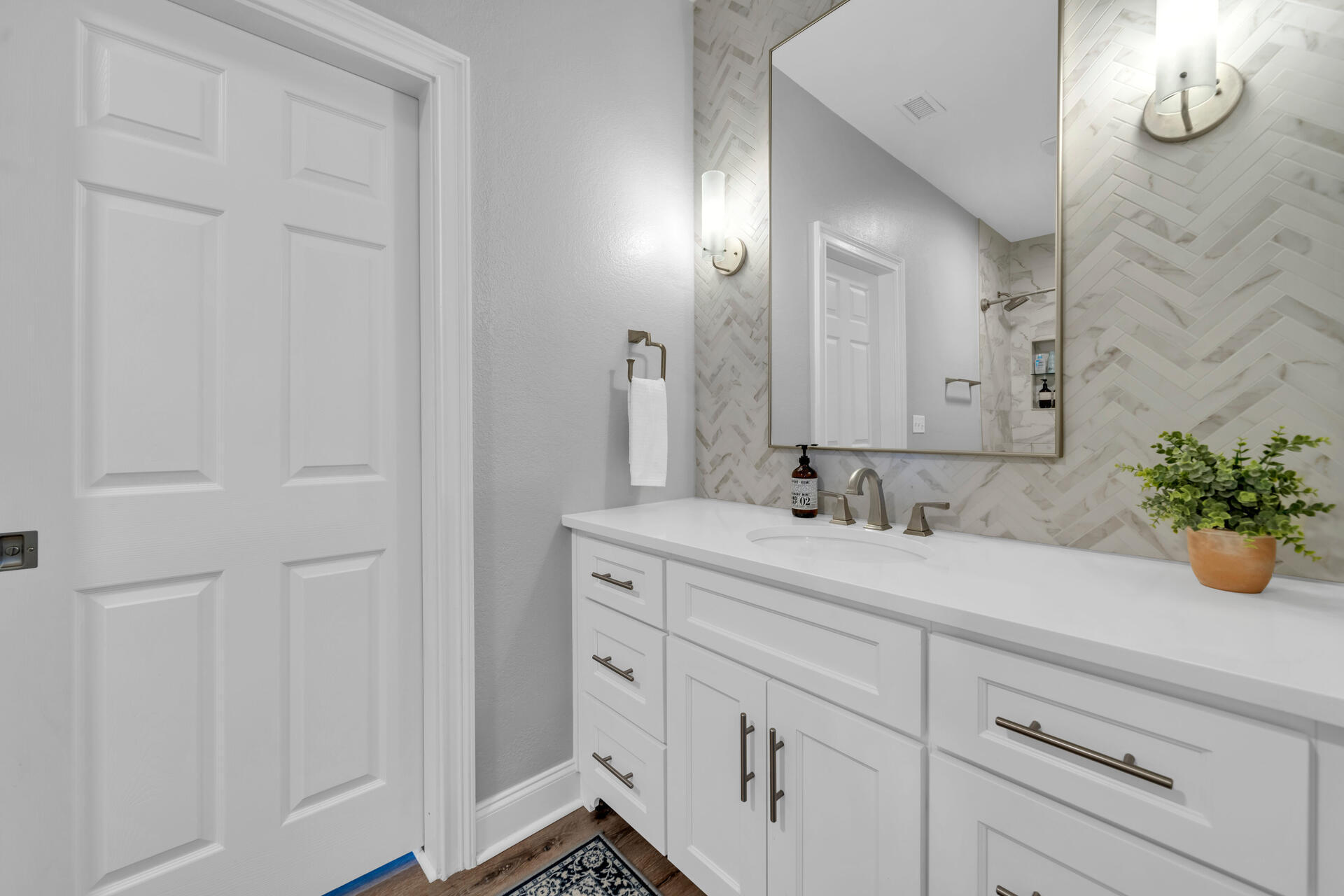 BOTANY BAYOU - Residential