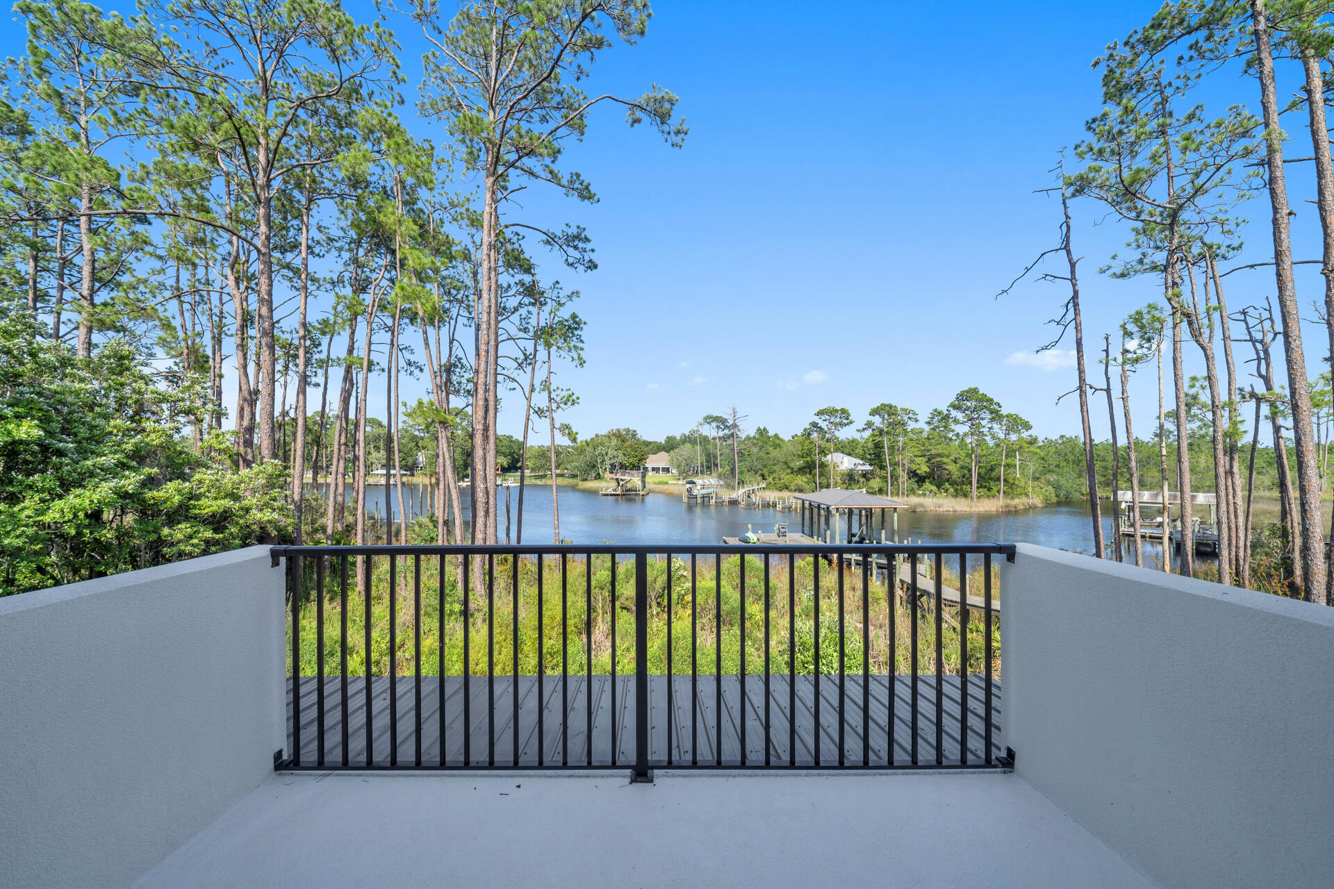 BOTANY BAYOU - Residential