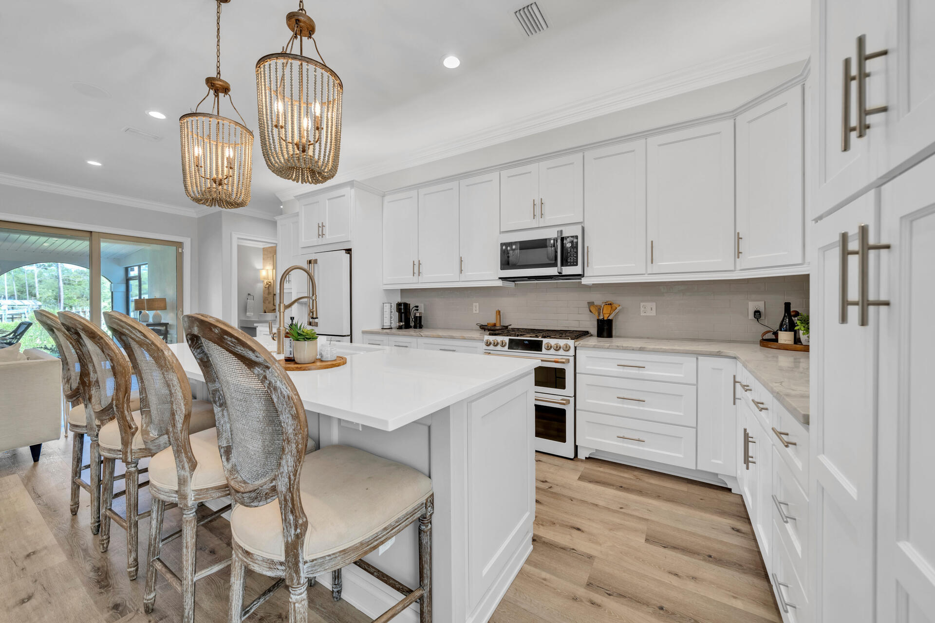 BOTANY BAYOU - Residential