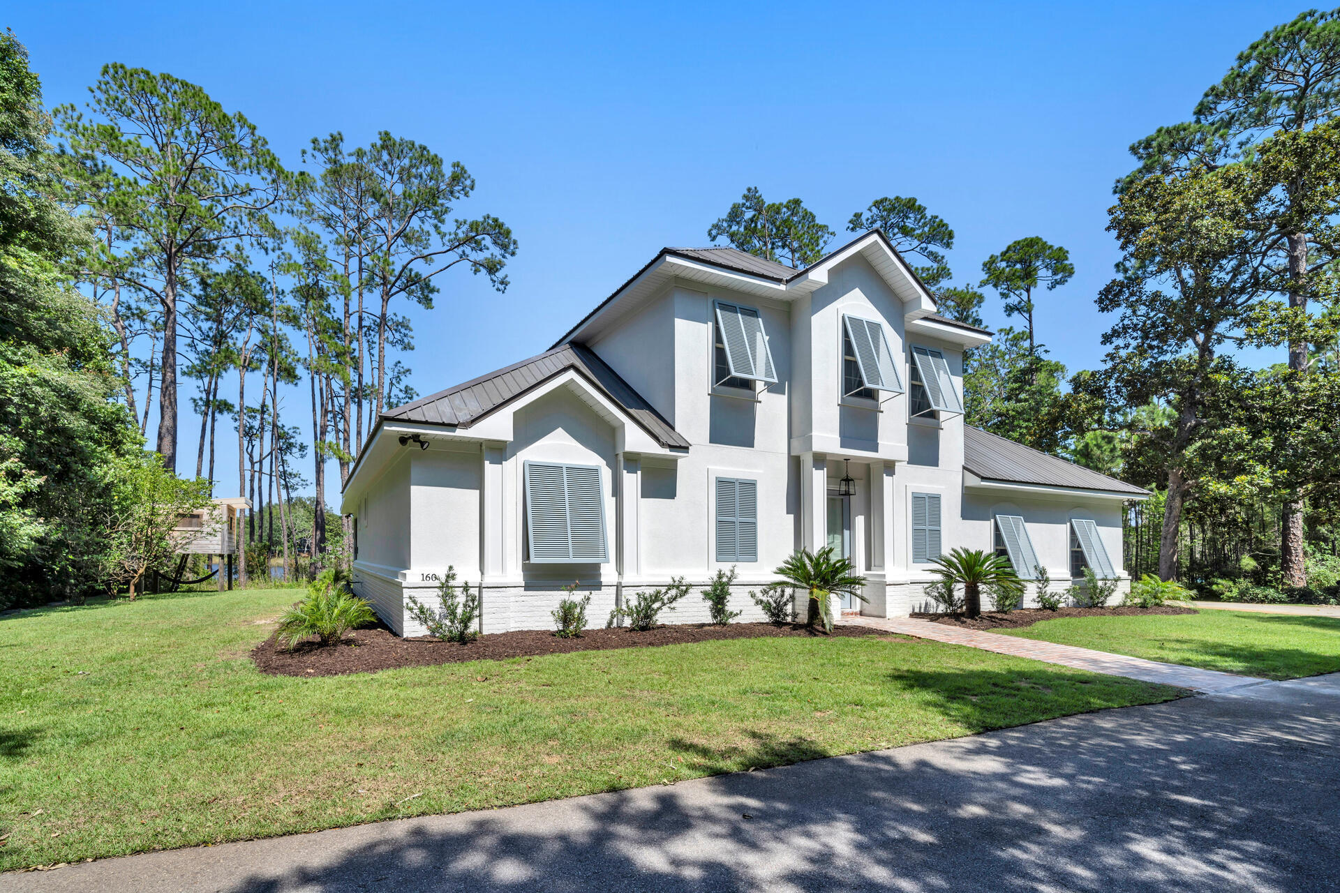 BOTANY BAYOU - Residential