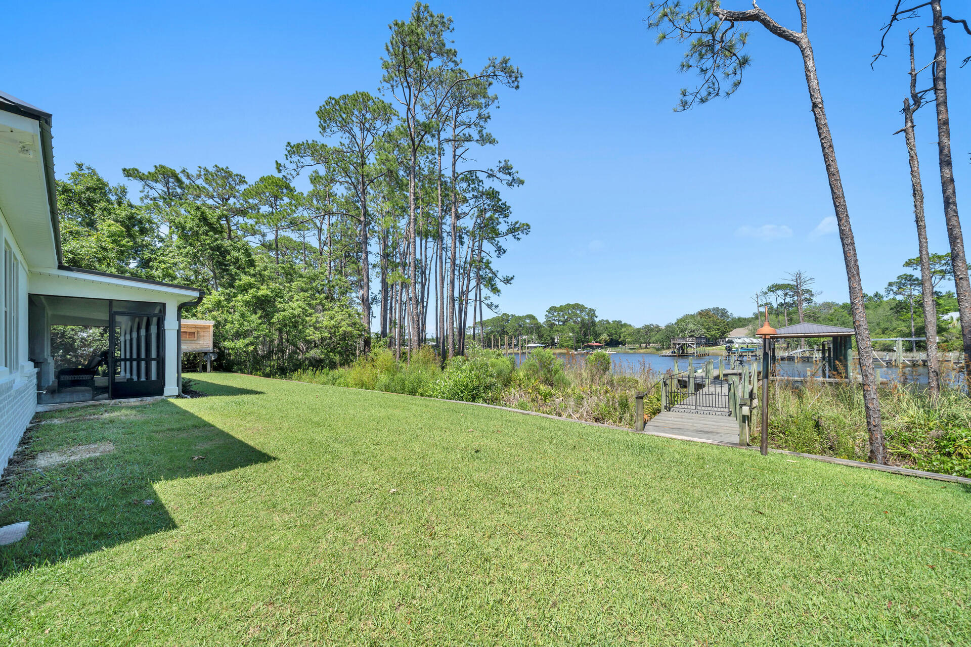 BOTANY BAYOU - Residential