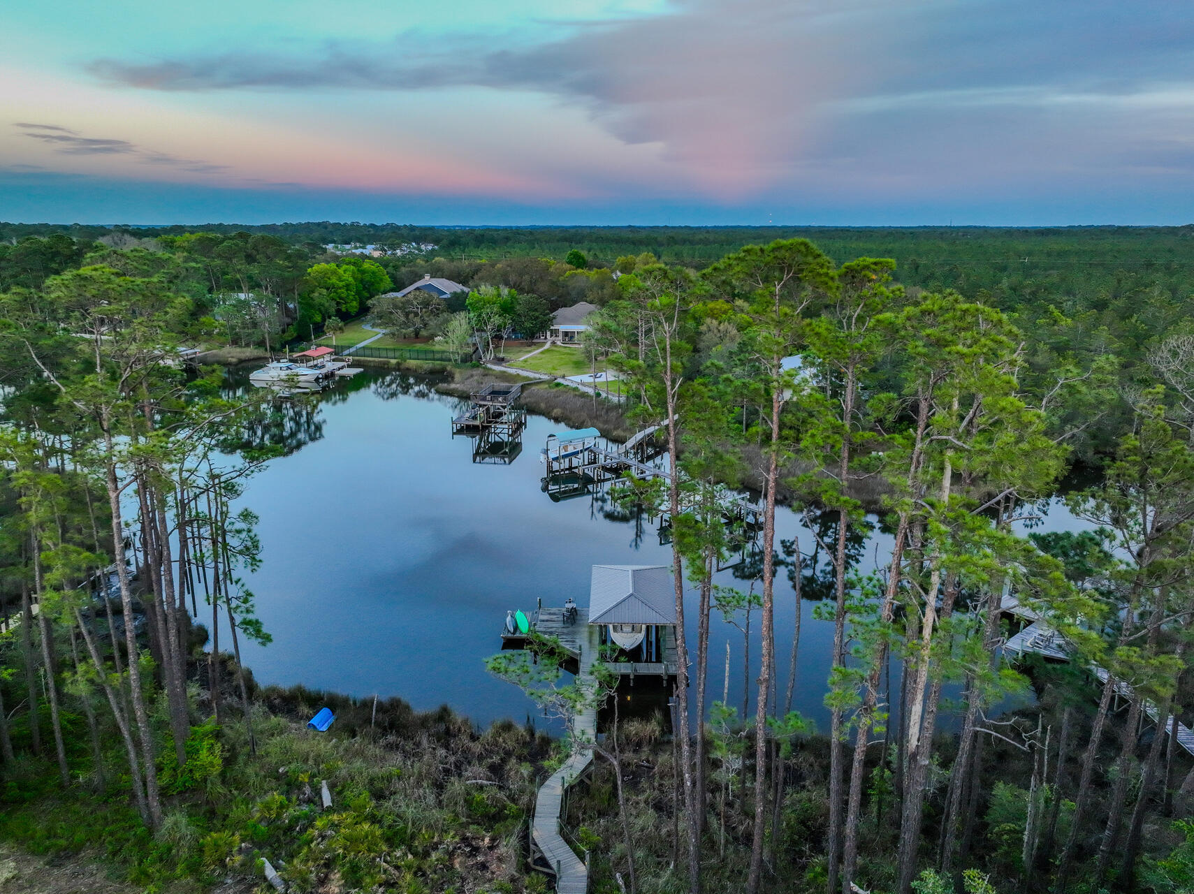 BOTANY BAYOU - Residential