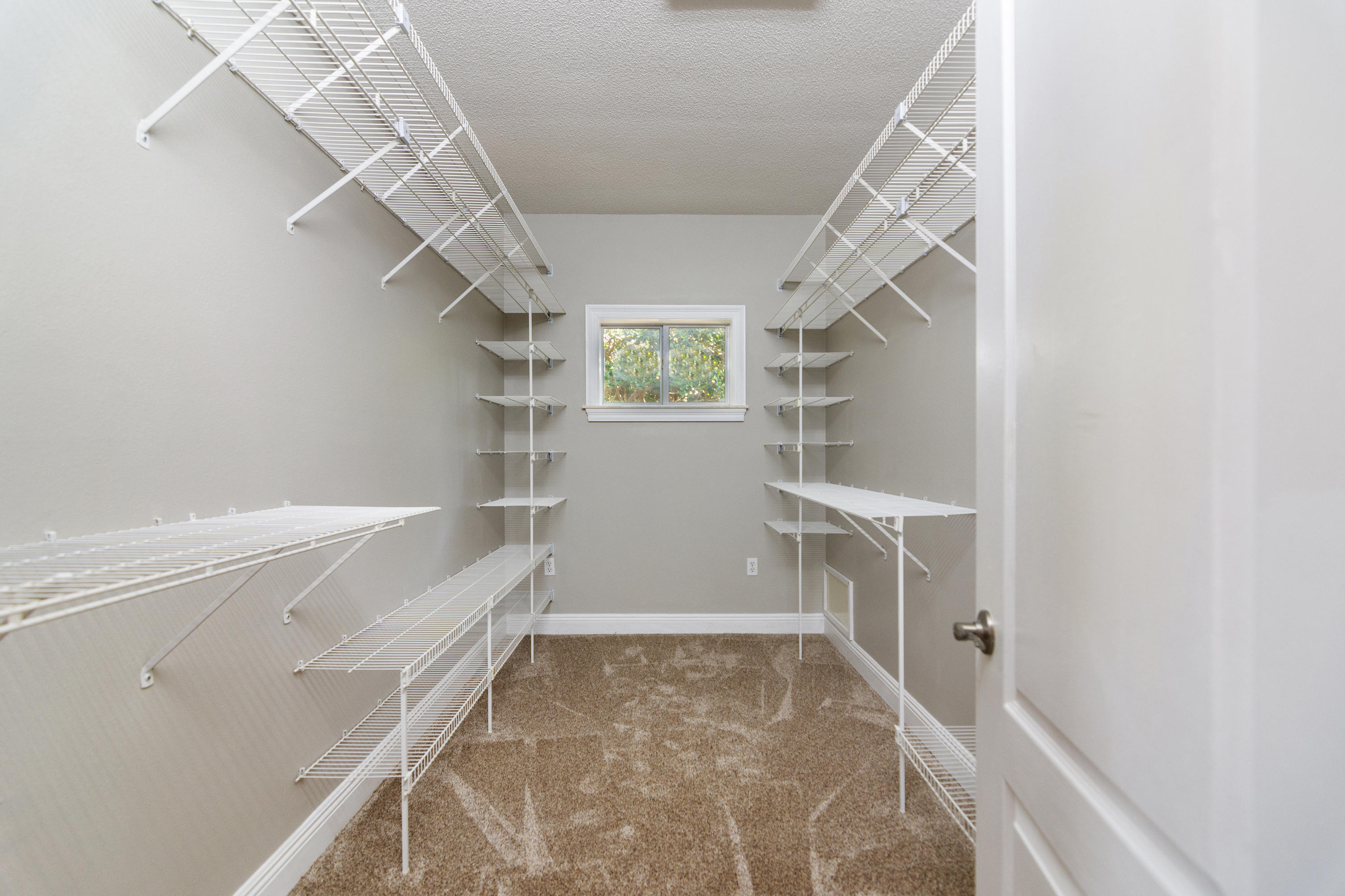 HOLIDAY SHORES ESTATES - Residential