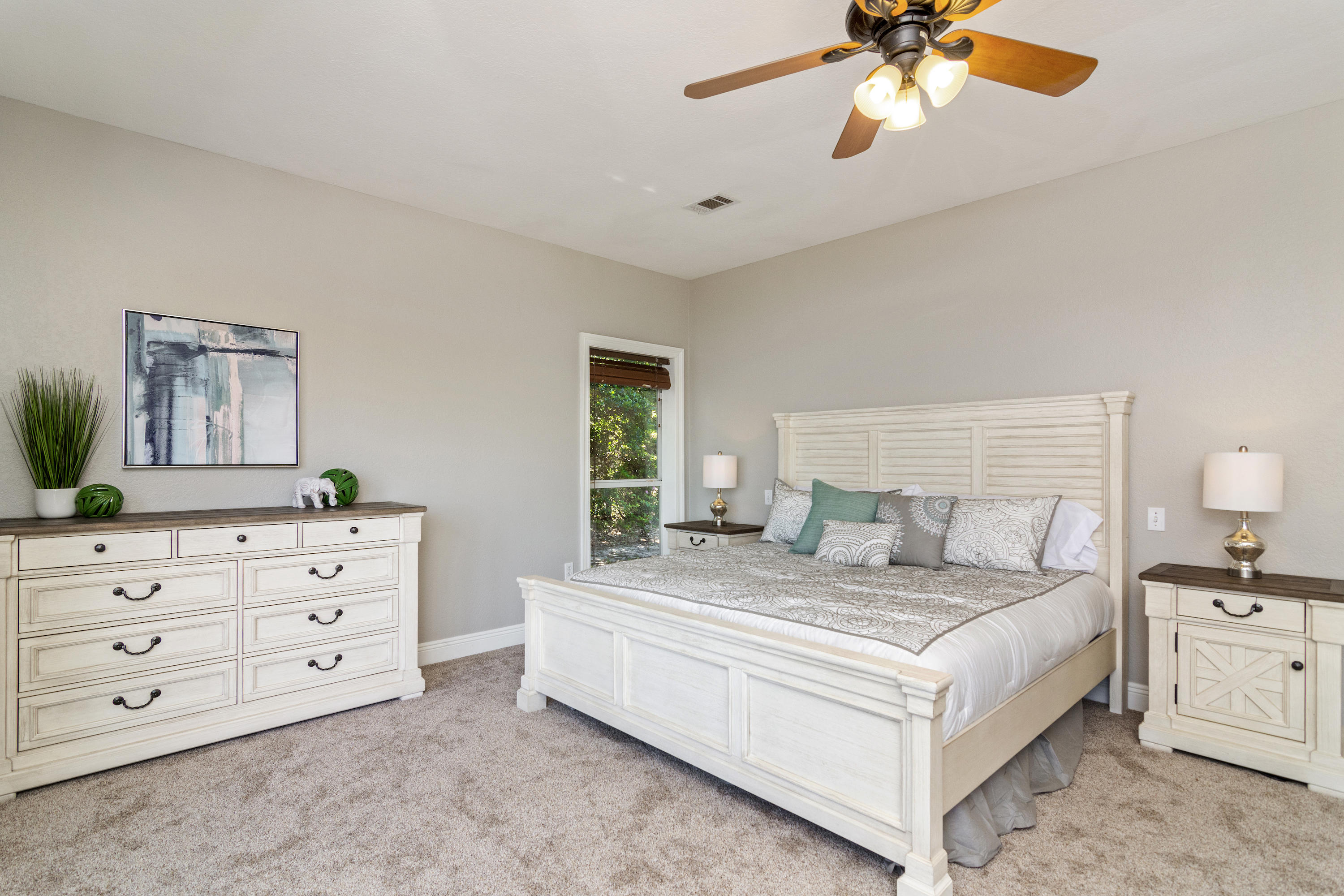 HOLIDAY SHORES ESTATES - Residential