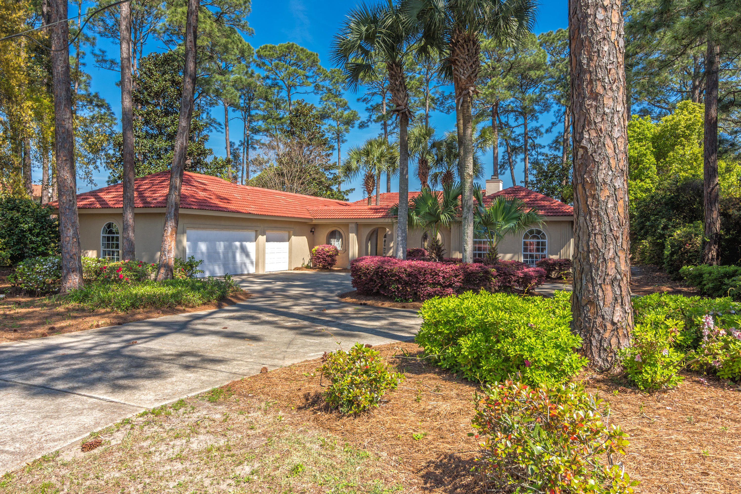 HOLIDAY SHORES ESTATES - Residential