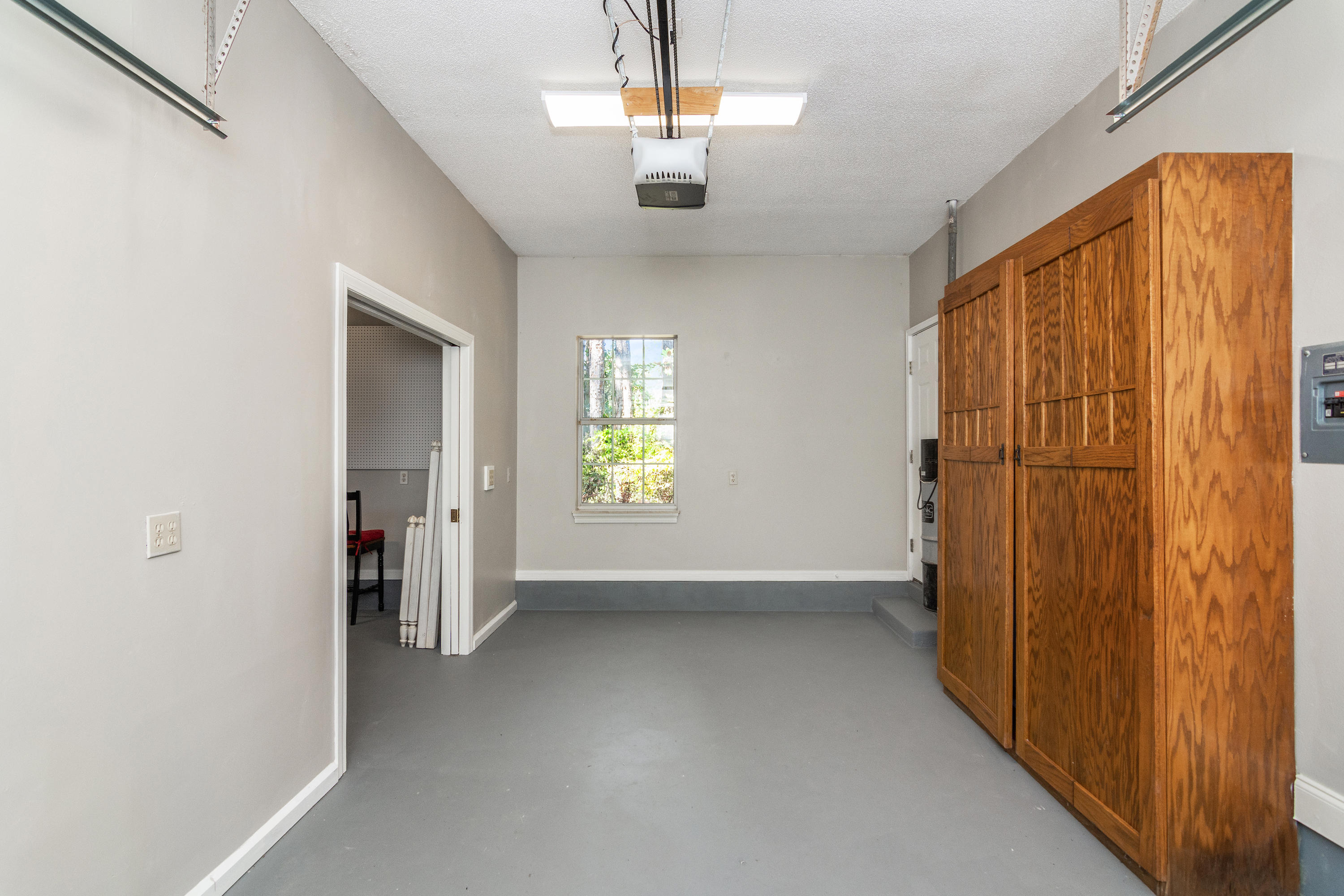 HOLIDAY SHORES ESTATES - Residential