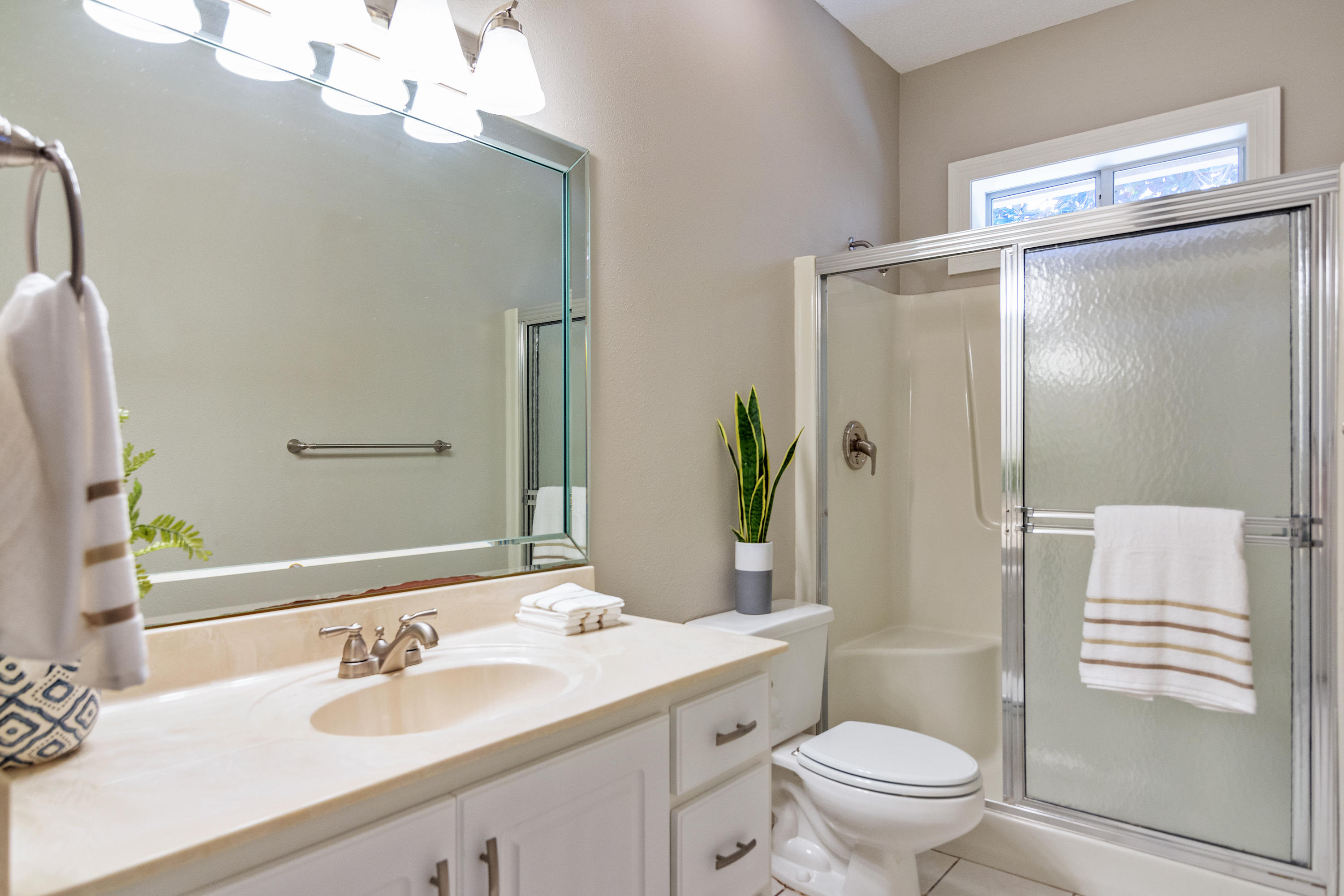 HOLIDAY SHORES ESTATES - Residential