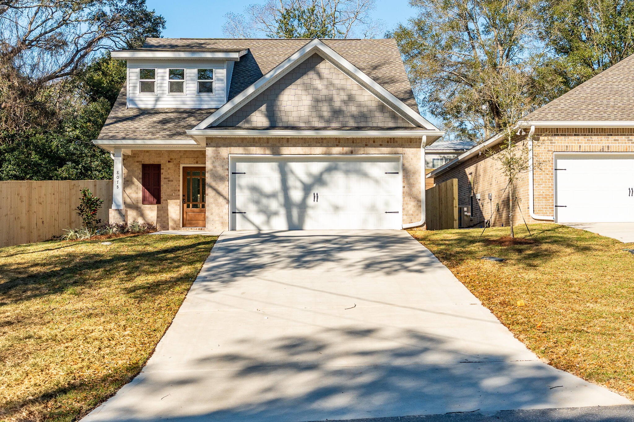 Cedar Ave - Residential