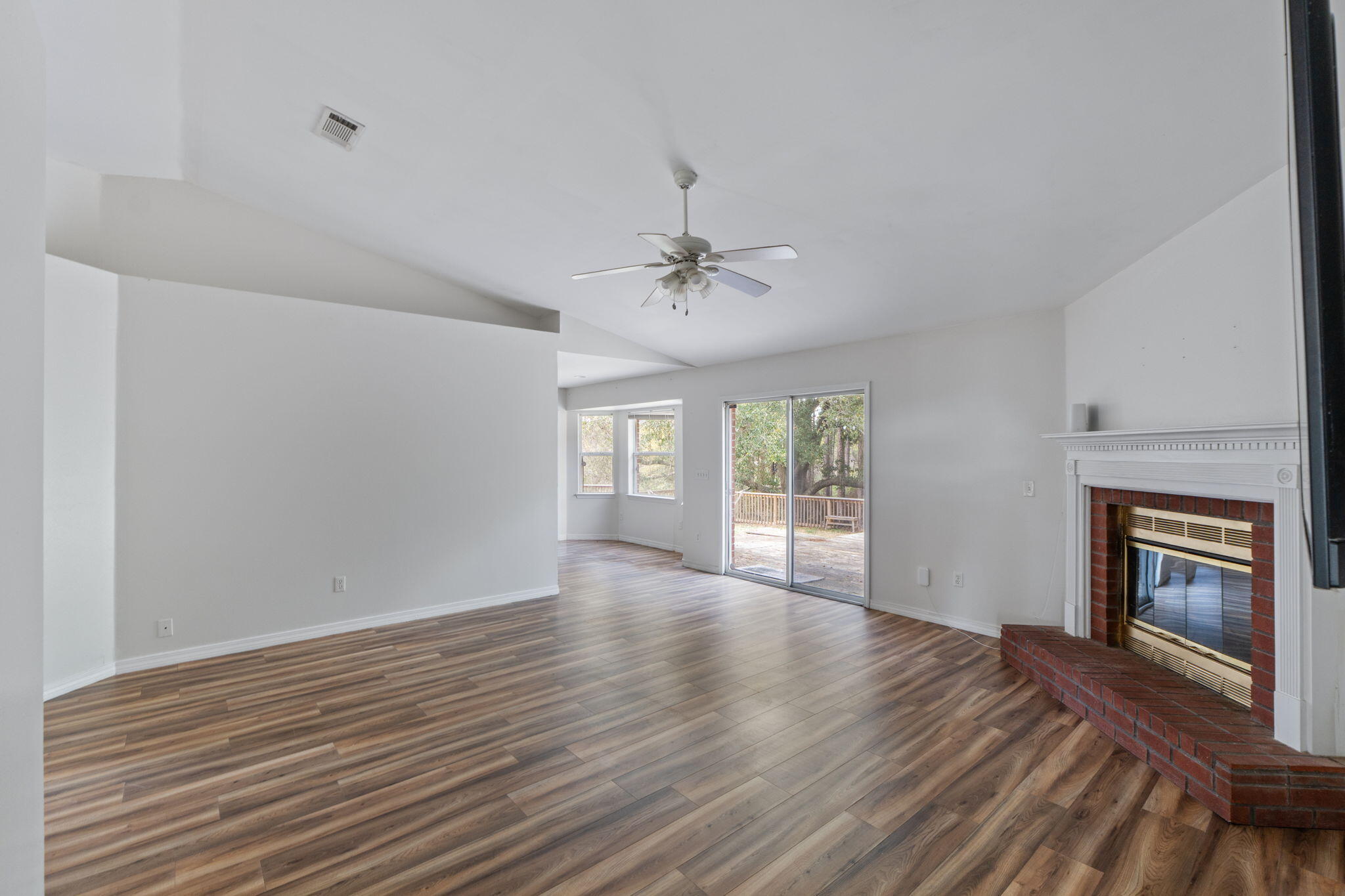 WESTVIEW ESTATES - Residential