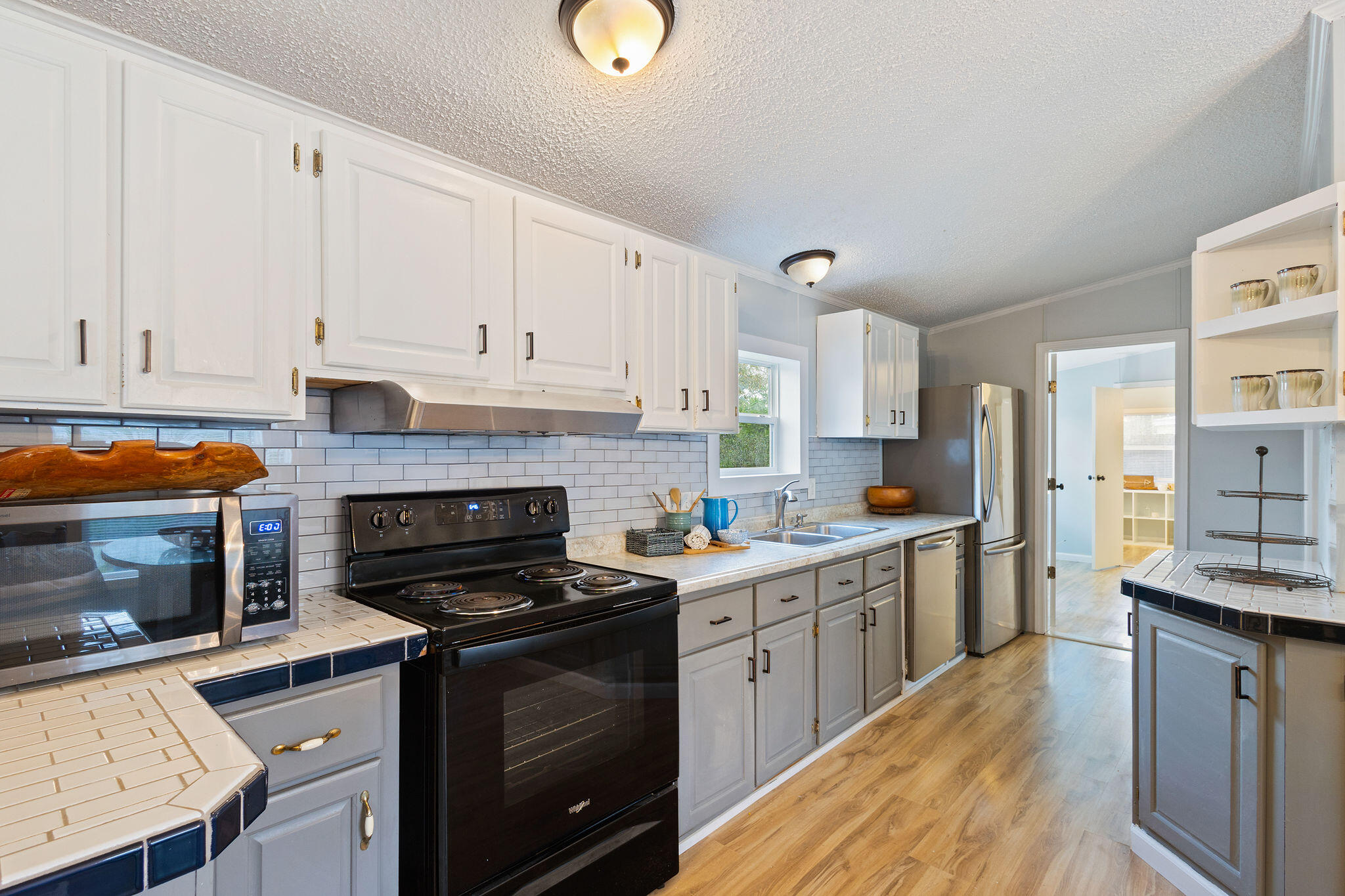 NO RECORDED SUBDIVISION - Residential