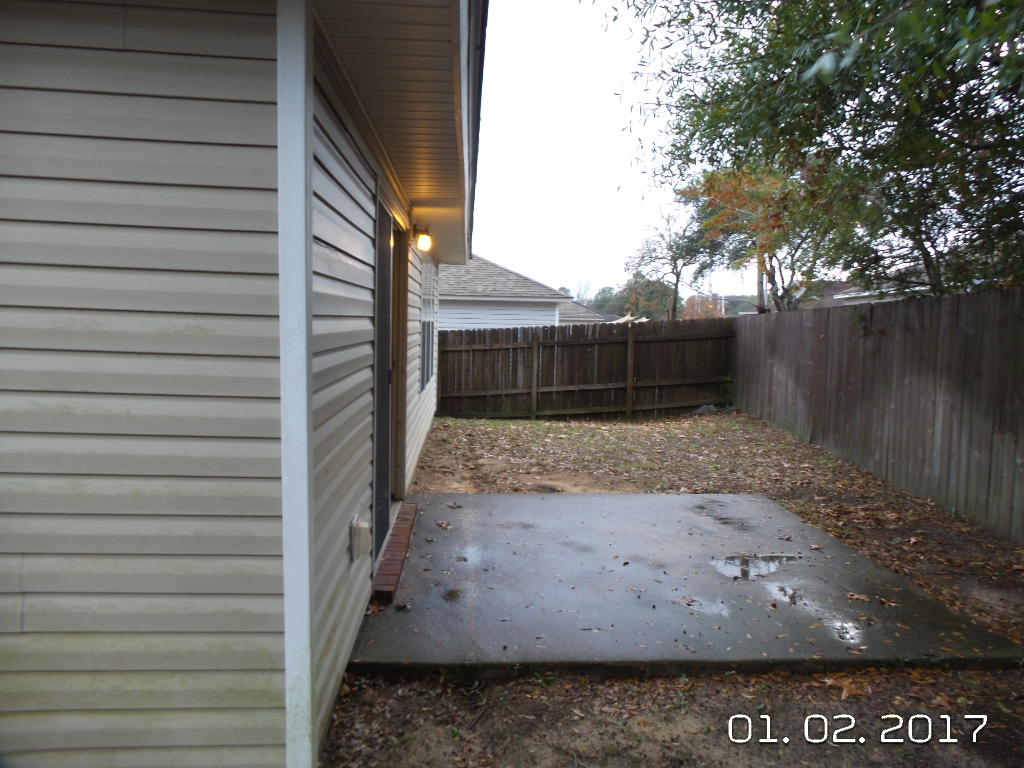 SOUTHWAY EST 2ND ADD LOT 12 BLK 1 - Residential Lease