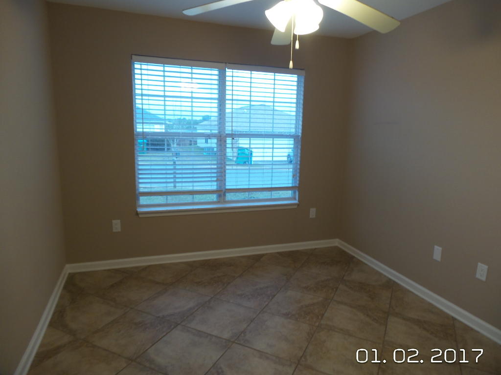 SOUTHWAY EST 2ND ADD LOT 12 BLK 1 - Residential Lease