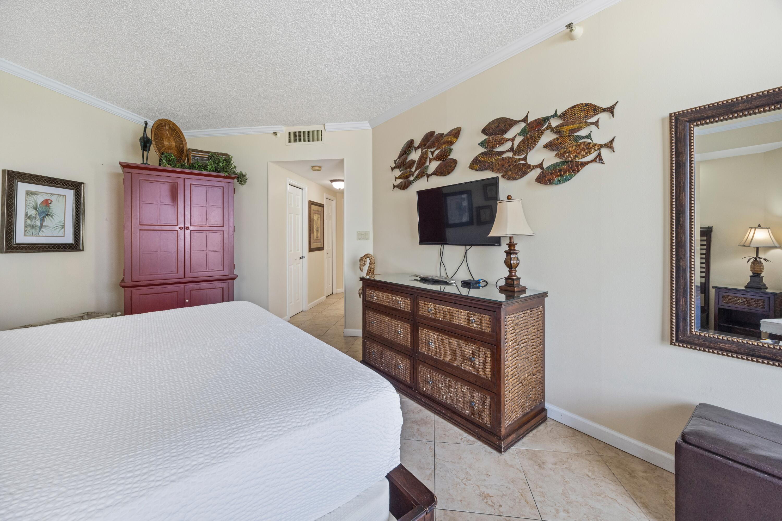 DESTIN SURFSIDE CONDO - Residential