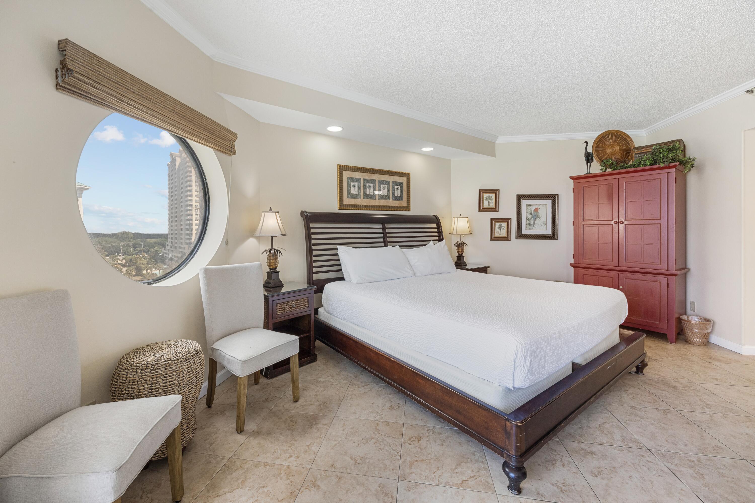 DESTIN SURFSIDE CONDO - Residential