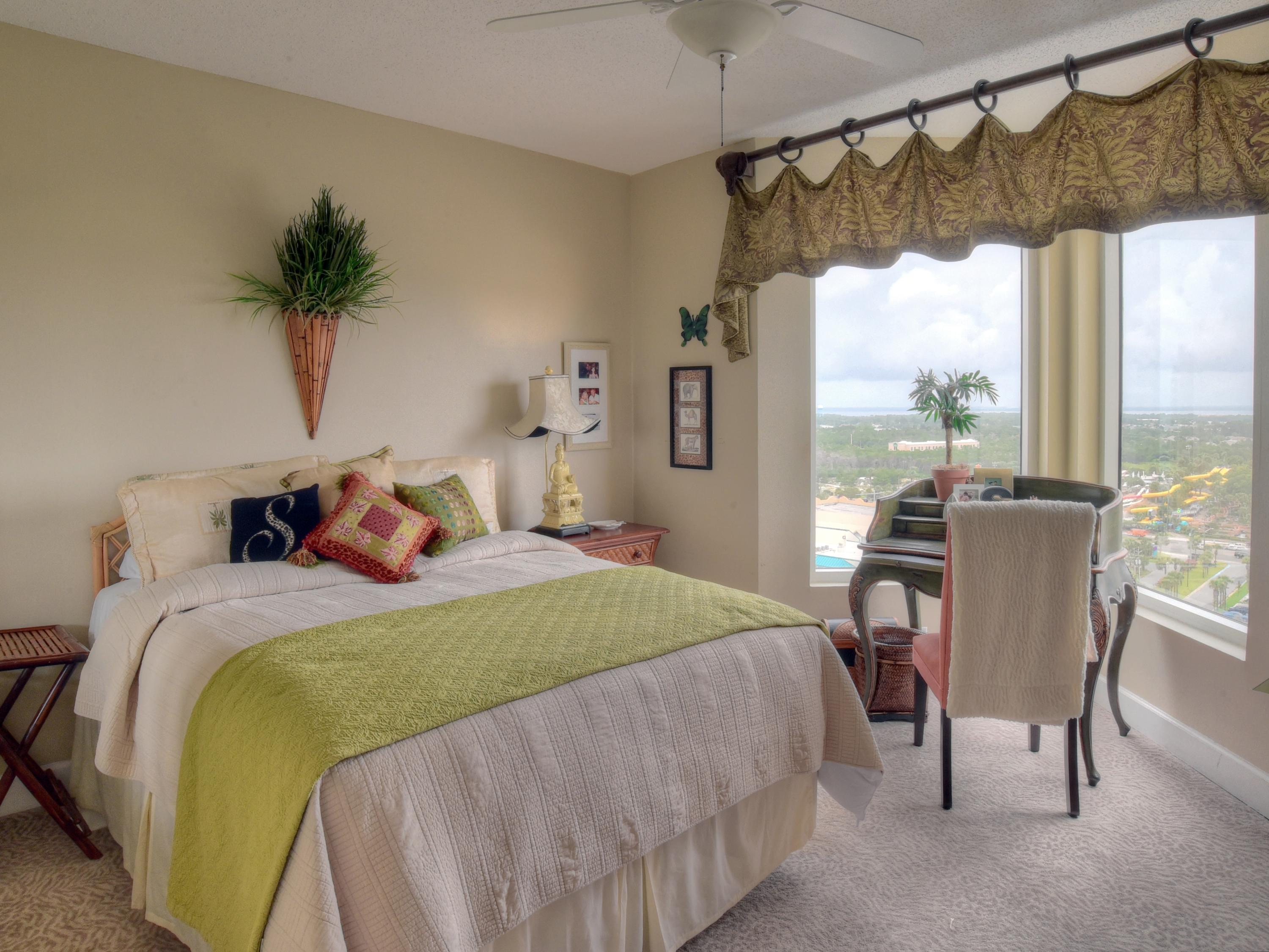 JADE EAST TOWERS - Residential