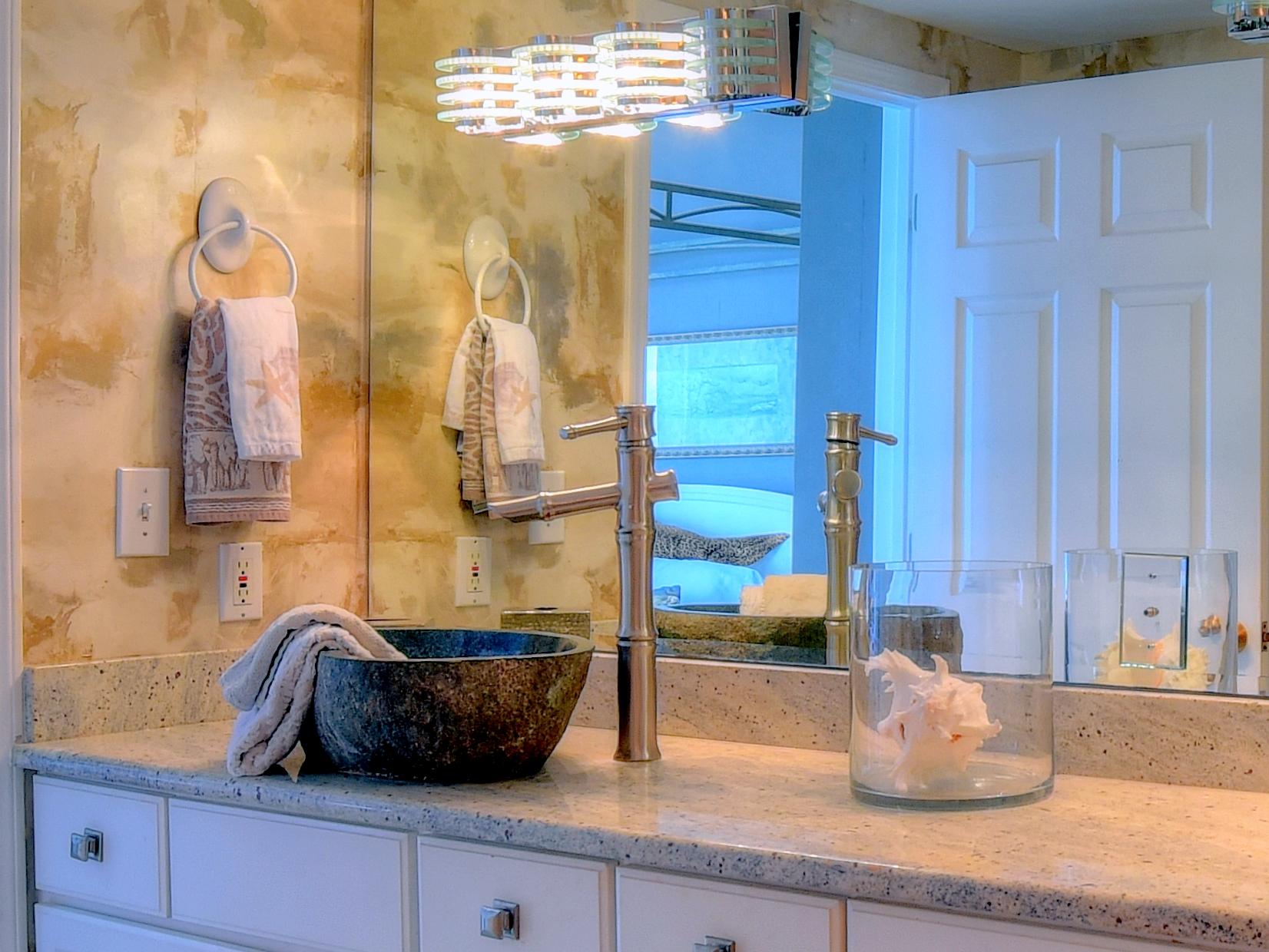 JADE EAST TOWERS - Residential