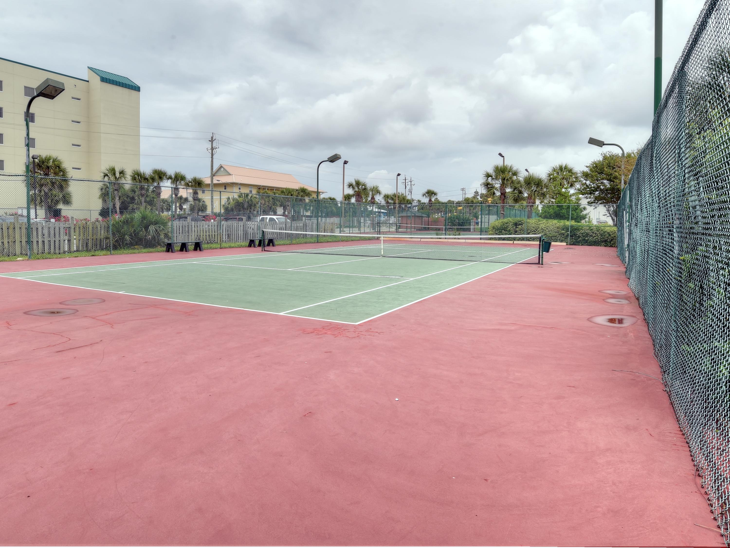 JADE EAST TOWERS - Residential