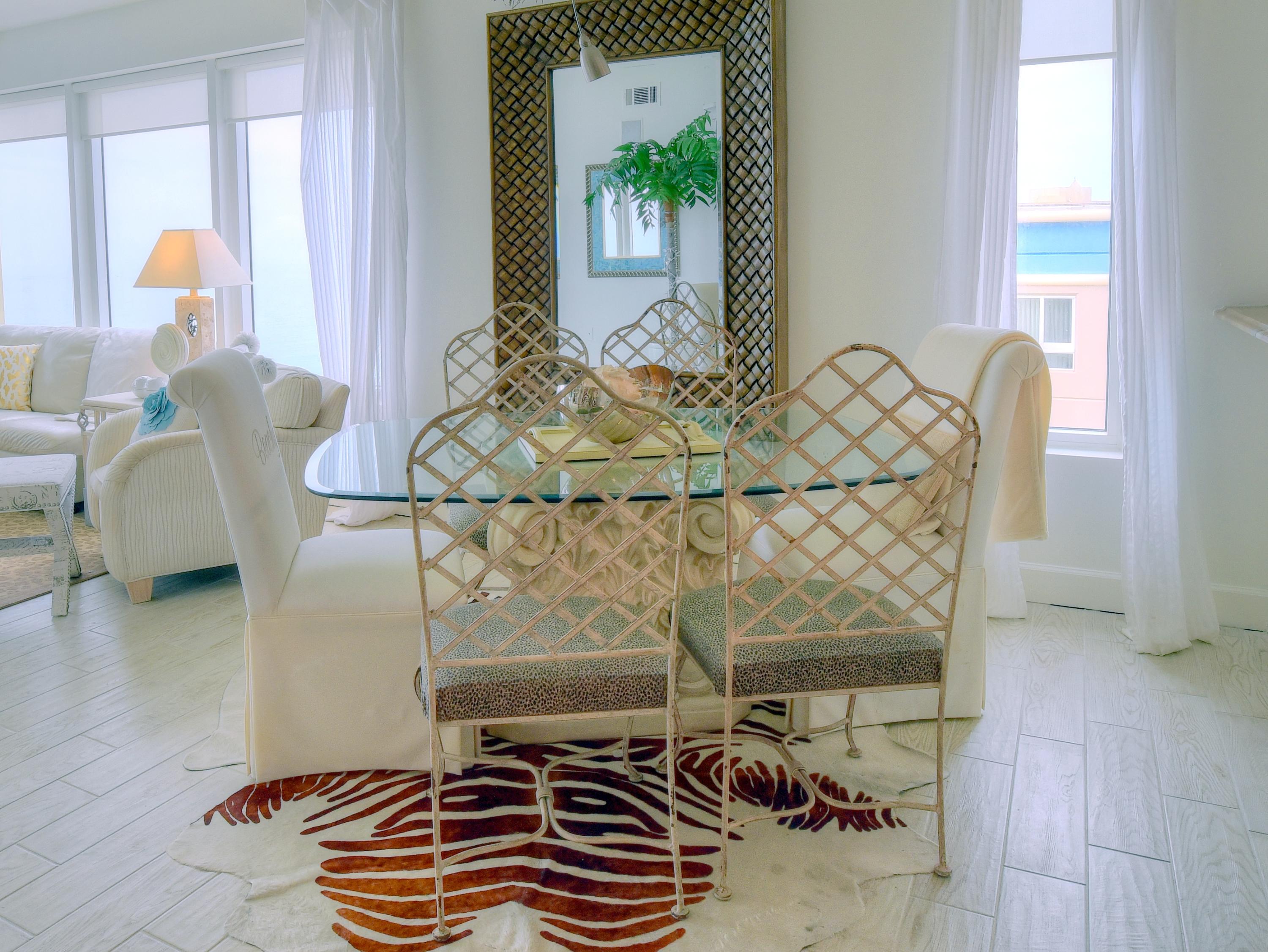 JADE EAST TOWERS - Residential