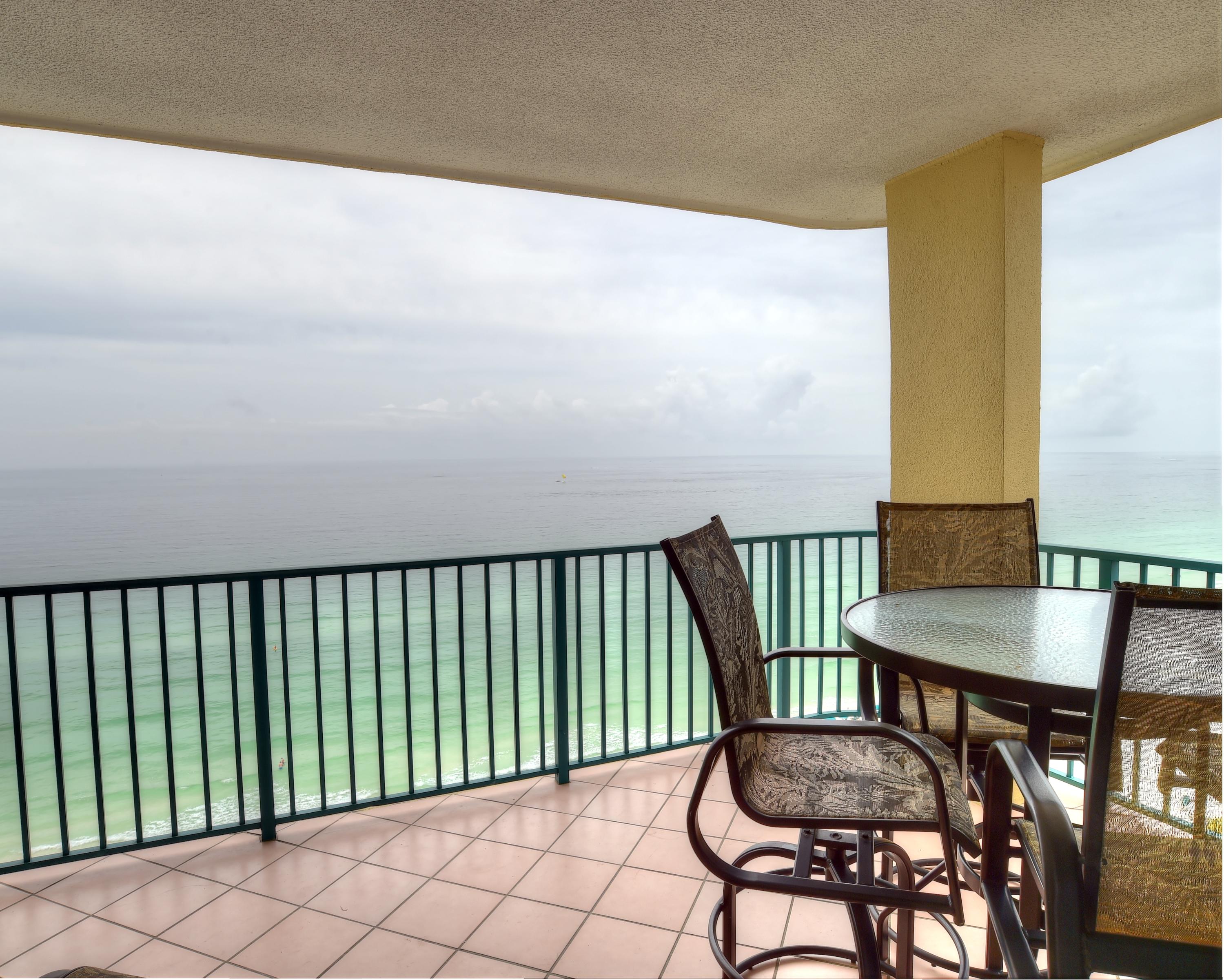 JADE EAST TOWERS - Residential