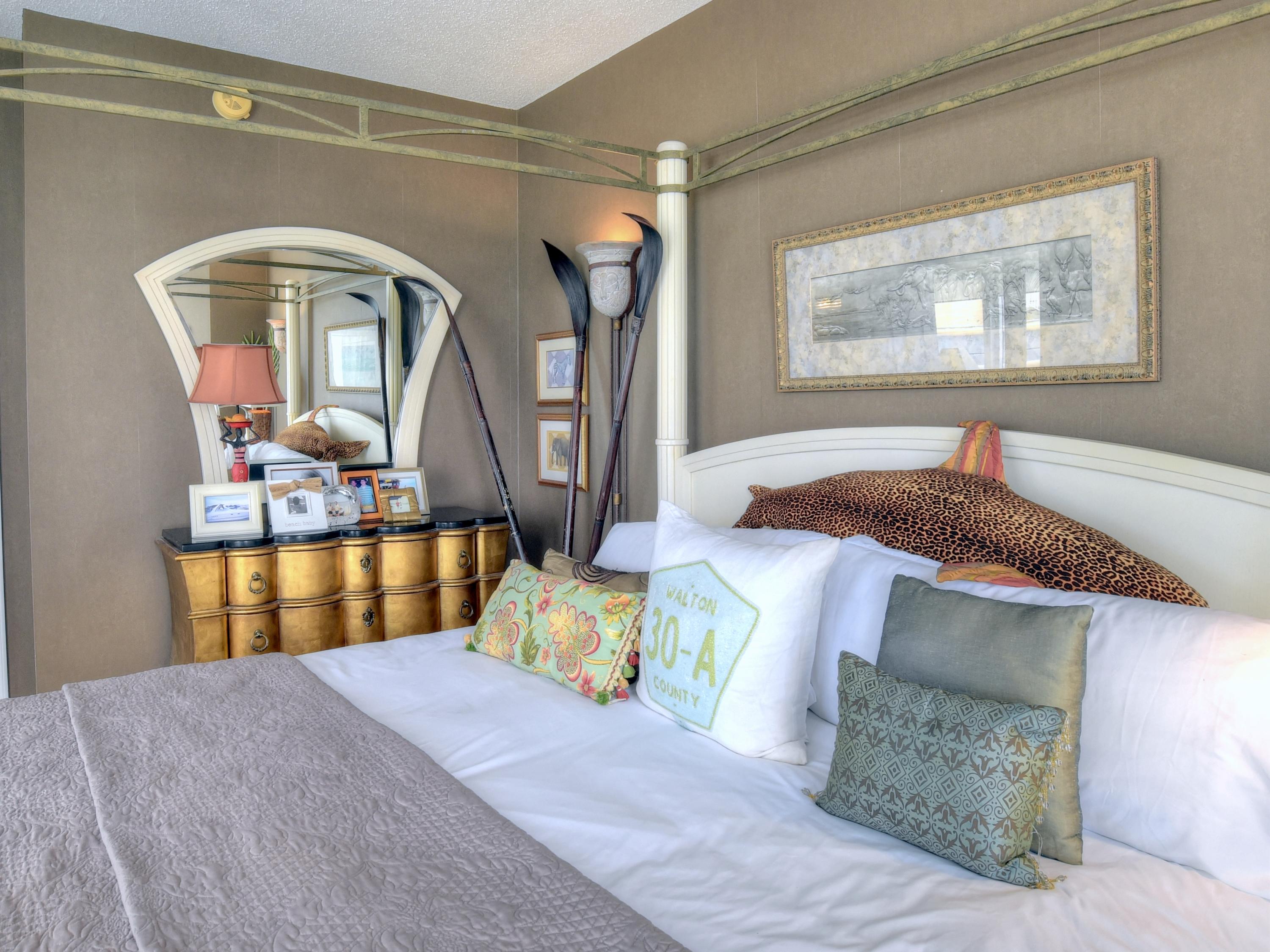 JADE EAST TOWERS - Residential