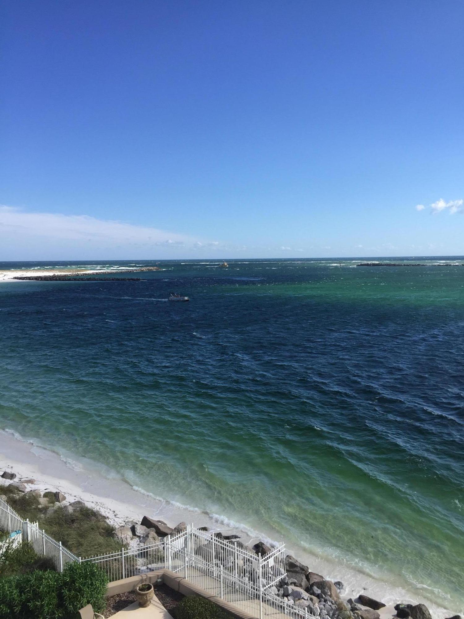 WATERVIEW TOWERS YACHT CLUB - Residential