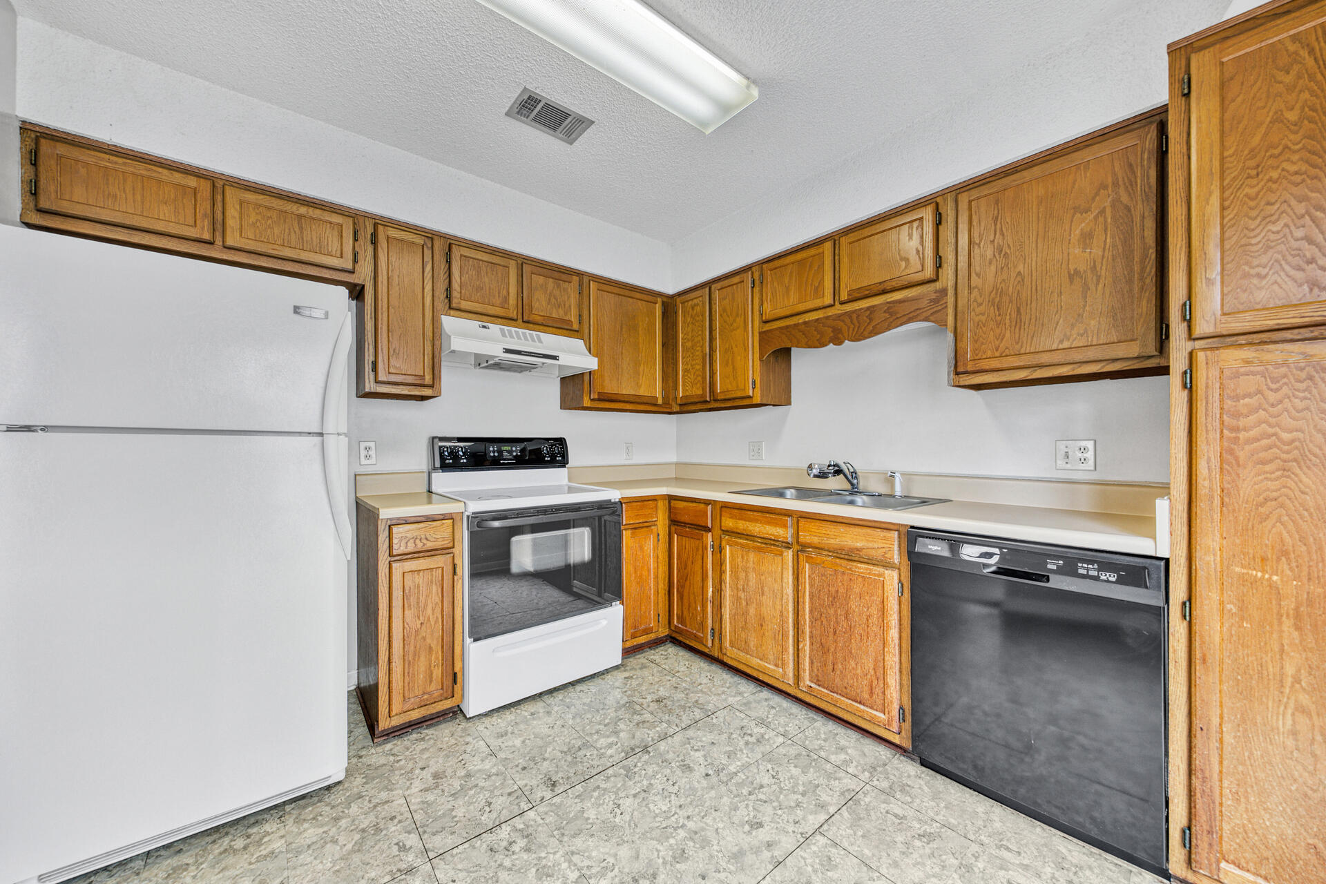 HIDDEN TRAIL PHASE I LOT 6 - Residential