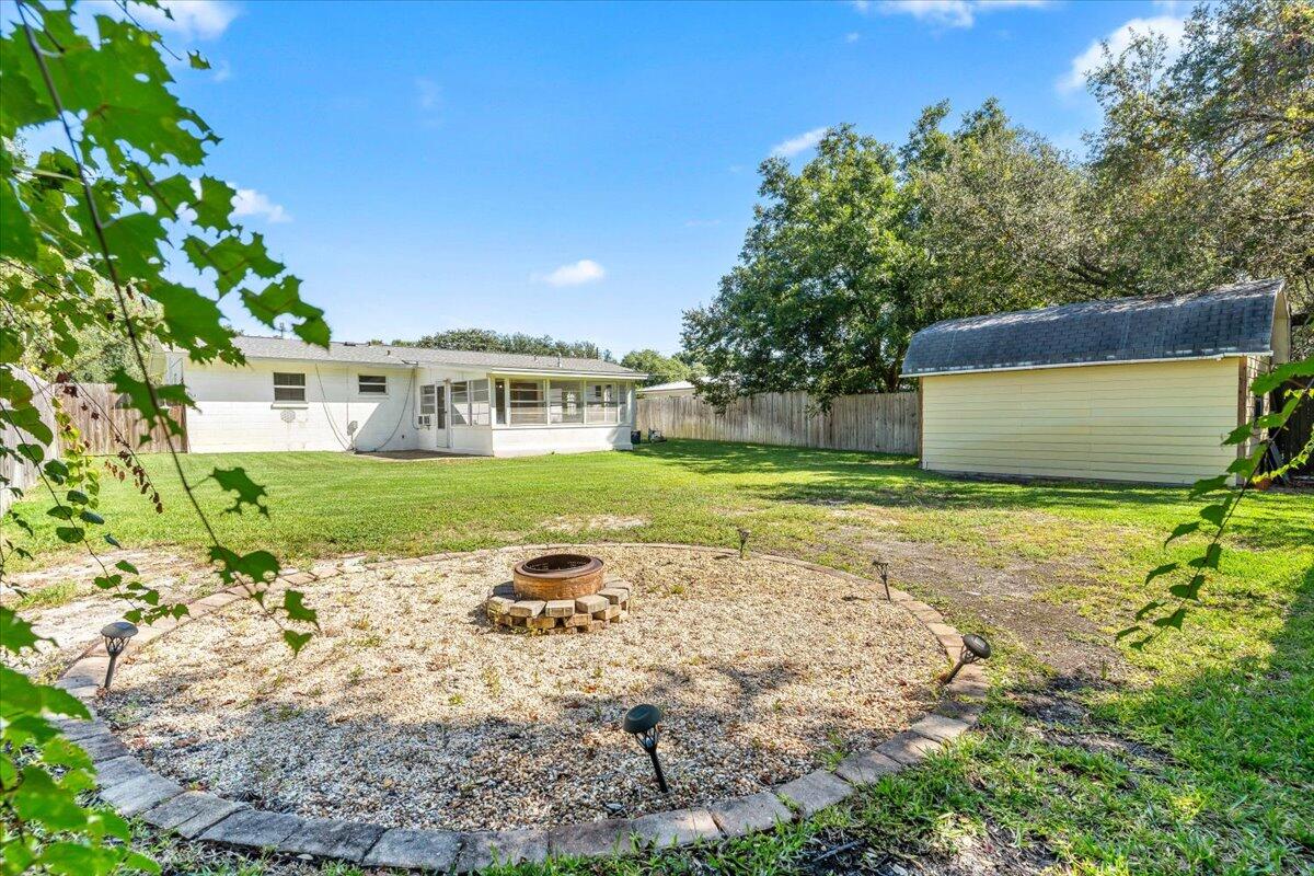SEABREEZE 6TH ADD LOT 3 BLK G - Residential