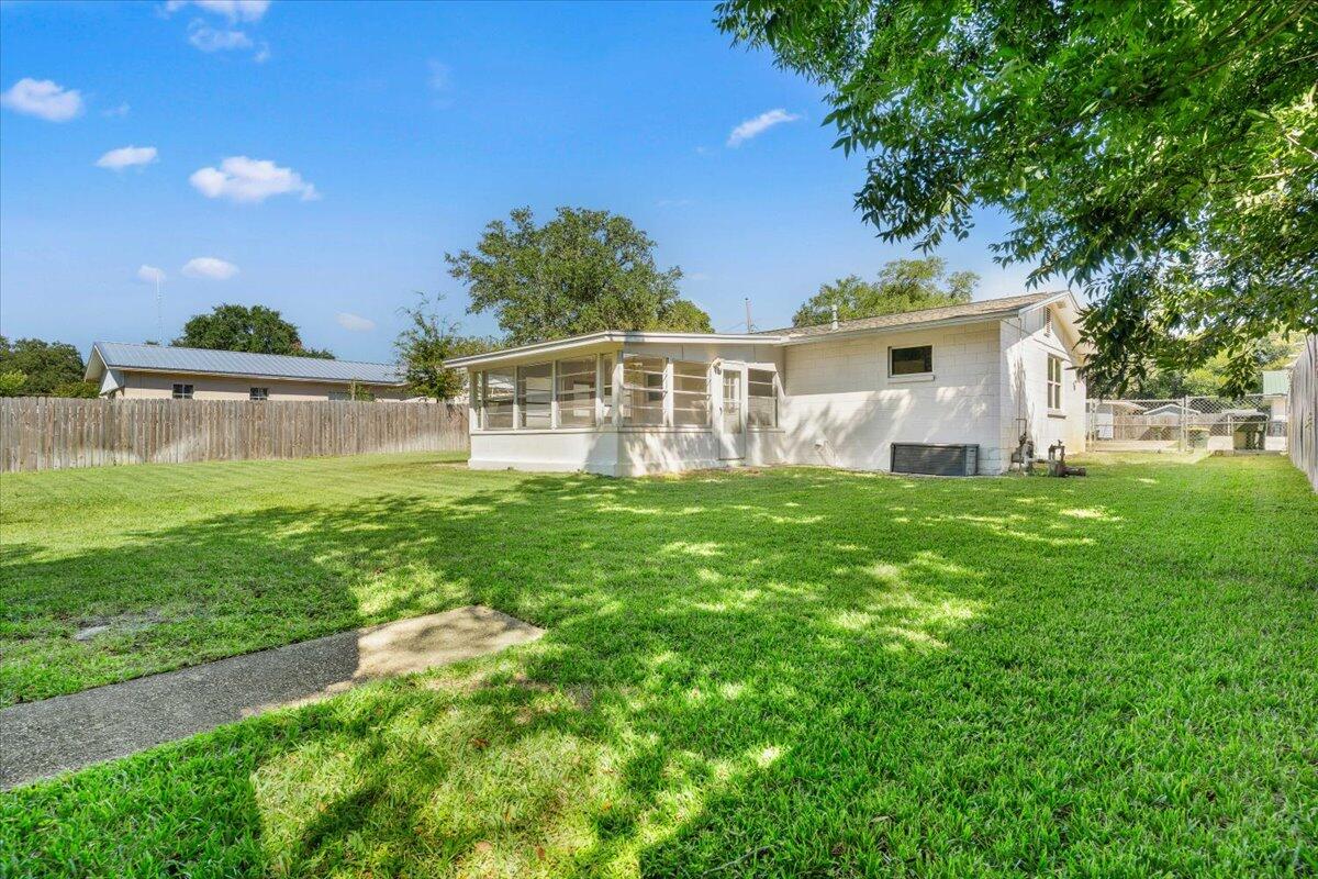 SEABREEZE 6TH ADD LOT 3 BLK G - Residential